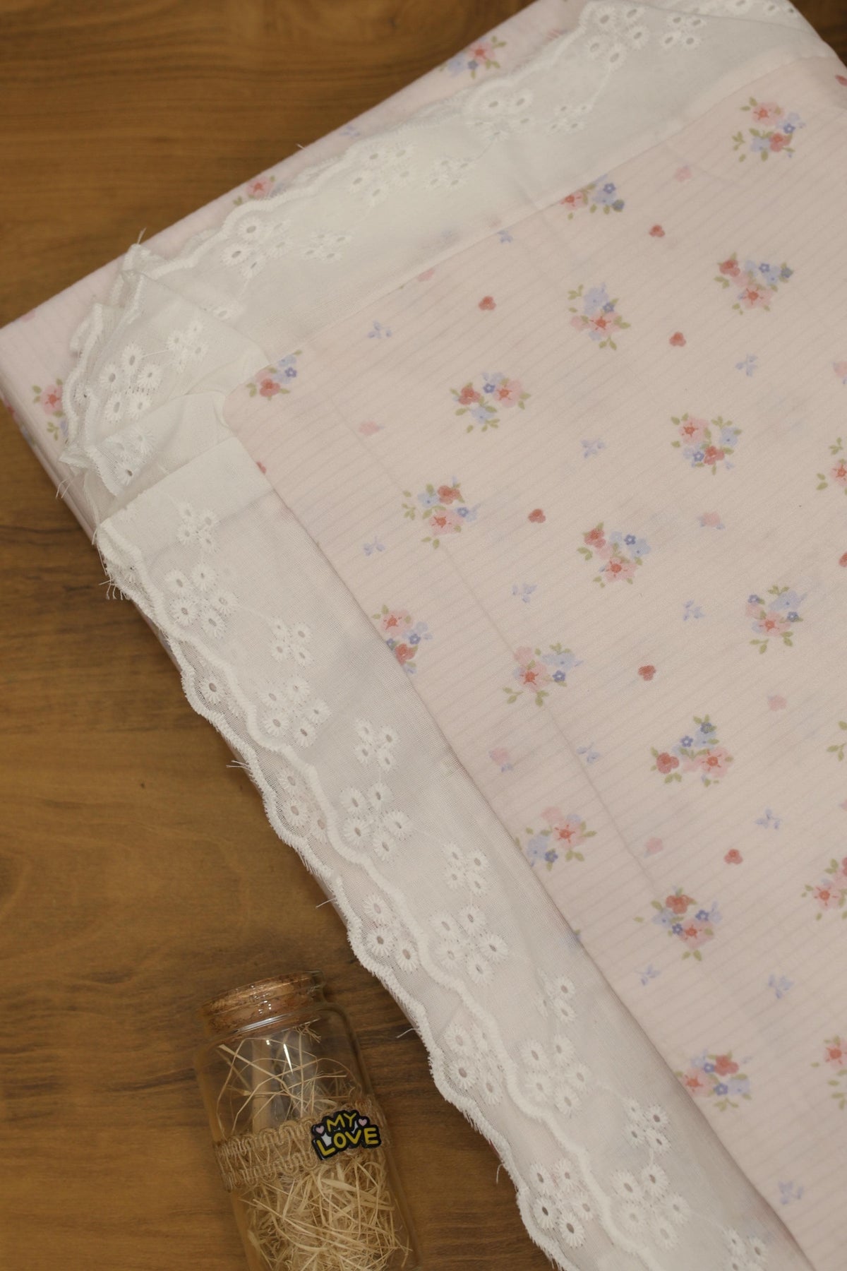 Bedsheets - King soft cotton lace bedsheets majestic Reva