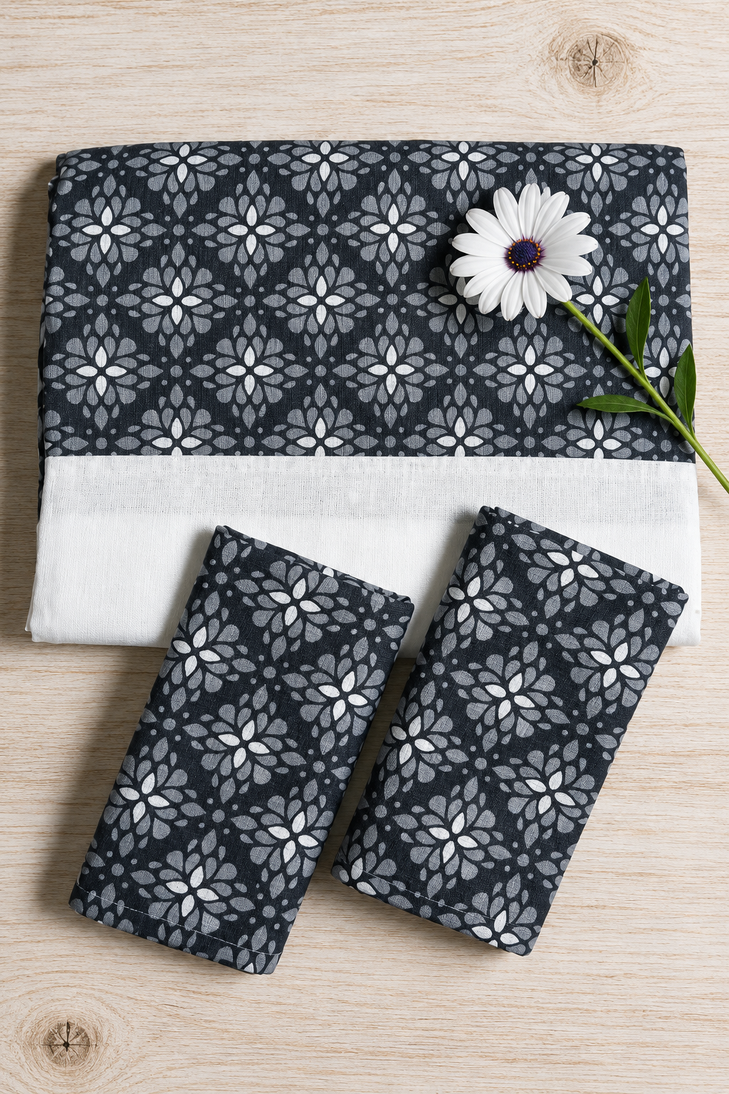 Bedsheets-Queen daily use border bedsheets