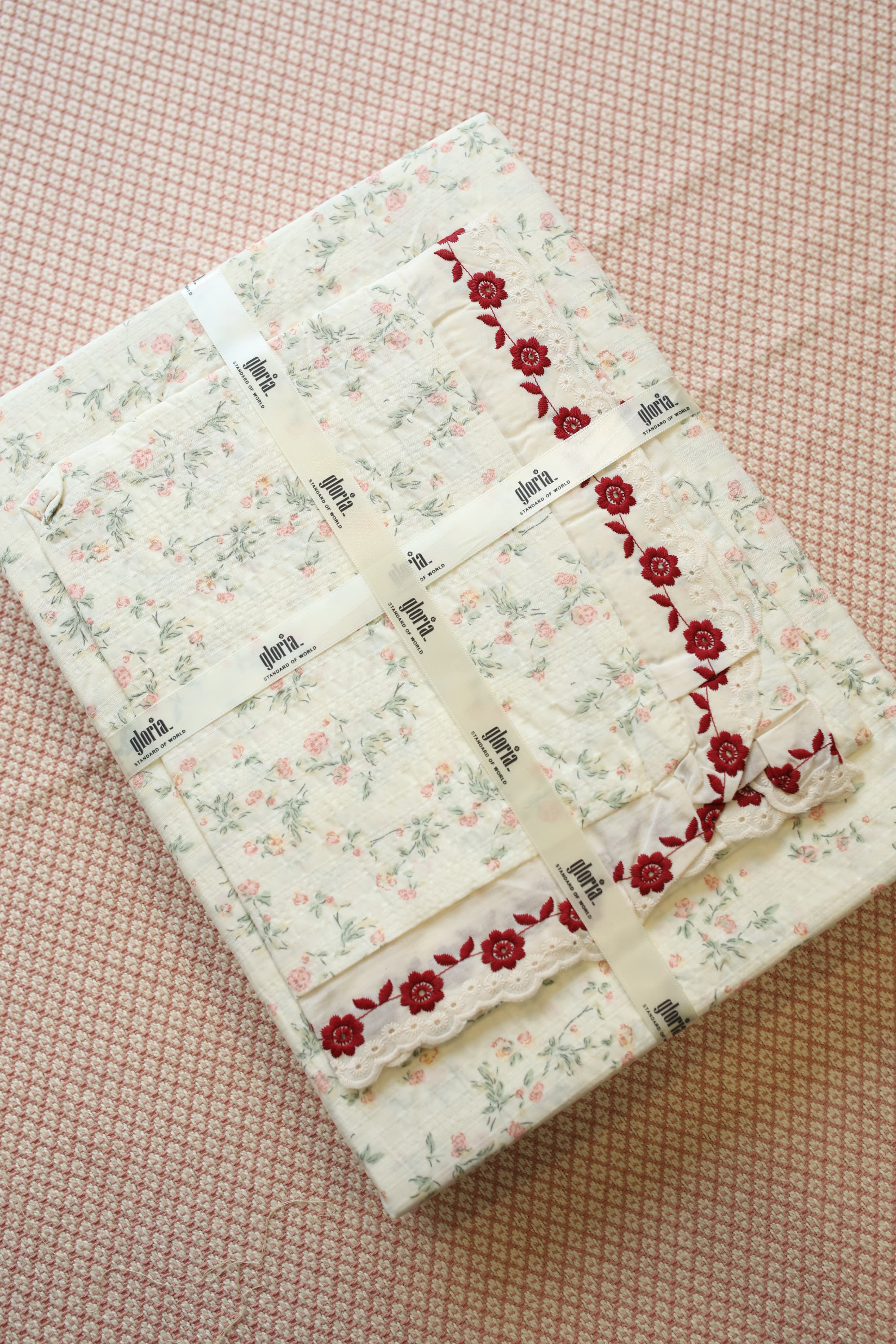 Bedsheets - Premium King soft cotton lace bedsheets majestic