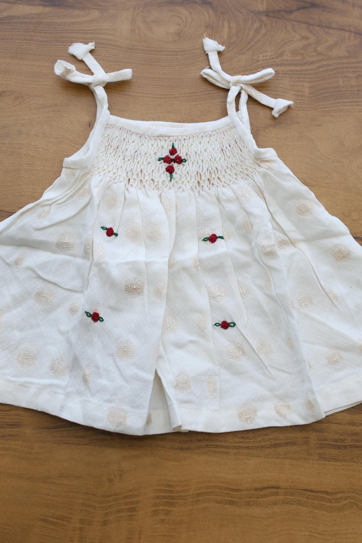 Kids smocked dress 0-3 month