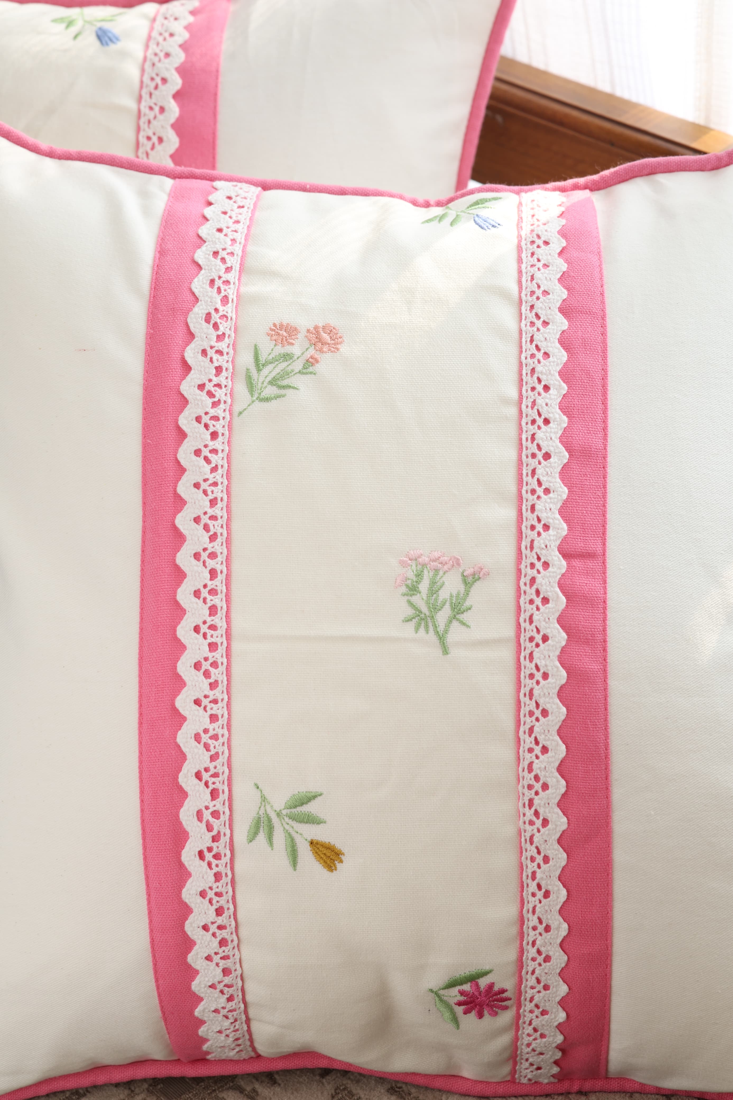 Cushion covers - Multi embroider