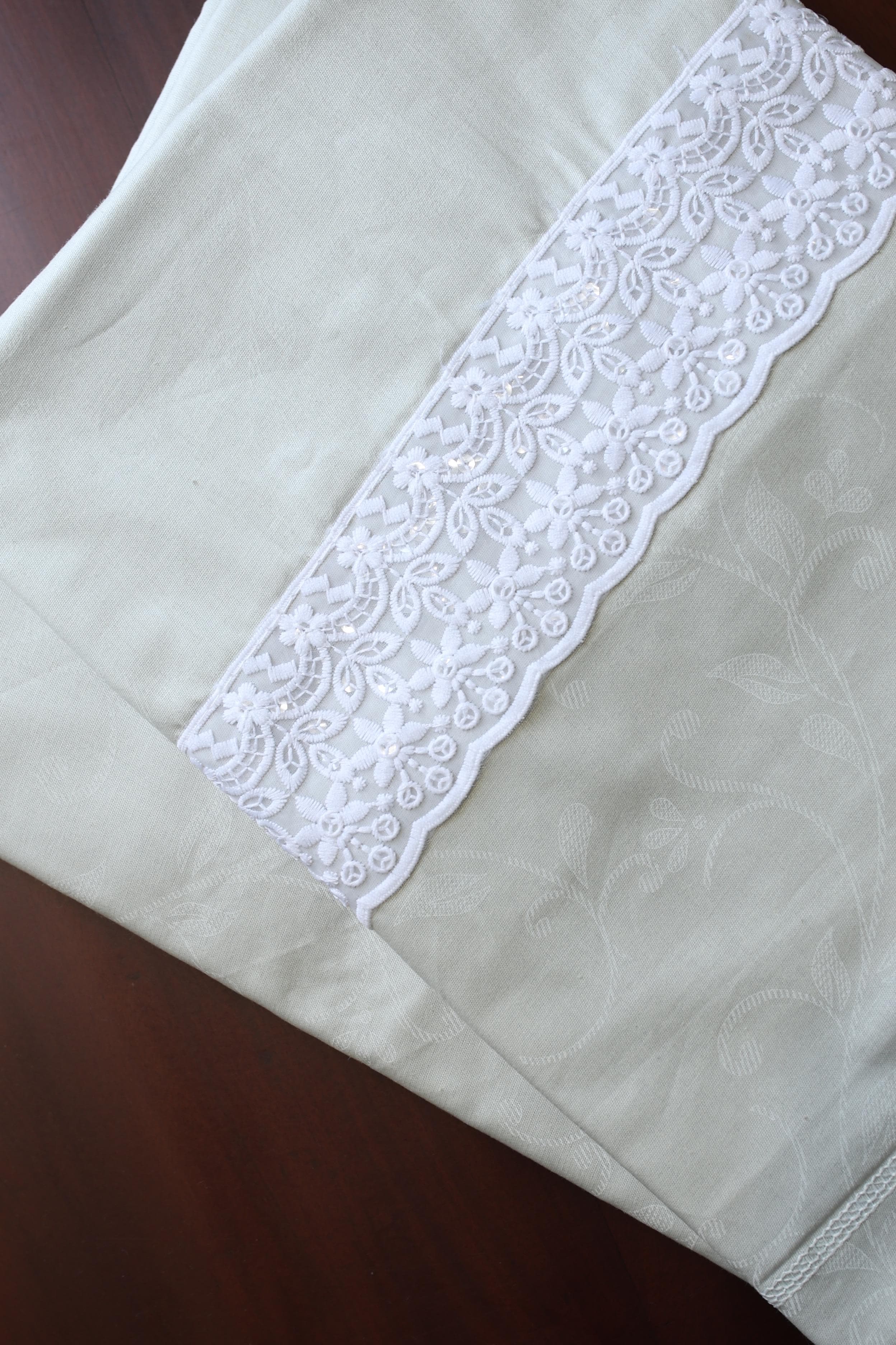 Bedsheets - King satin cotton lace bedsheets