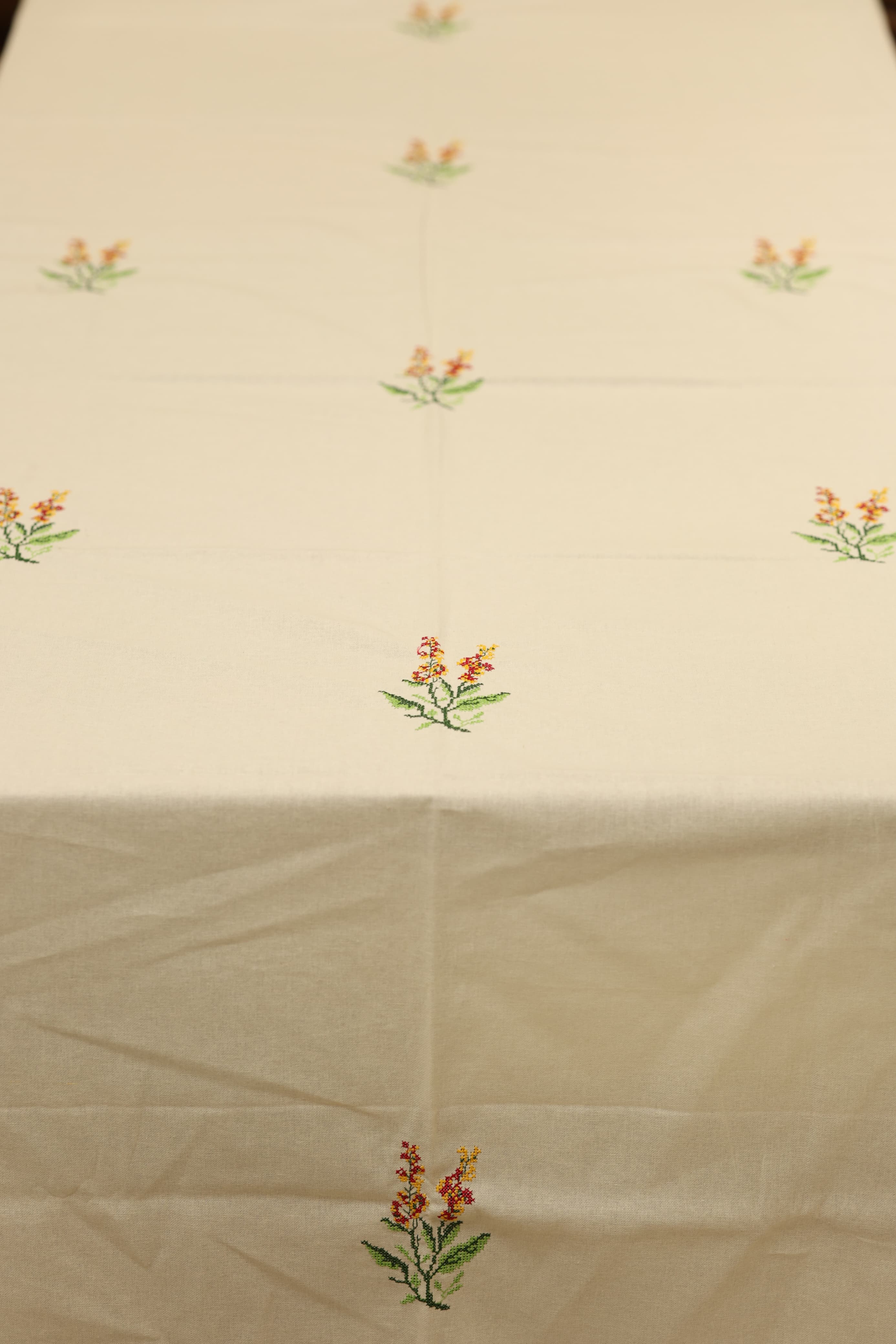 Table cloth - 6 seater cross stitch embroidery