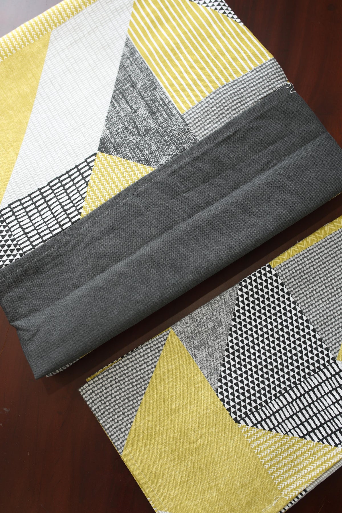 Bedsheets - Queen daily use border bedsheets