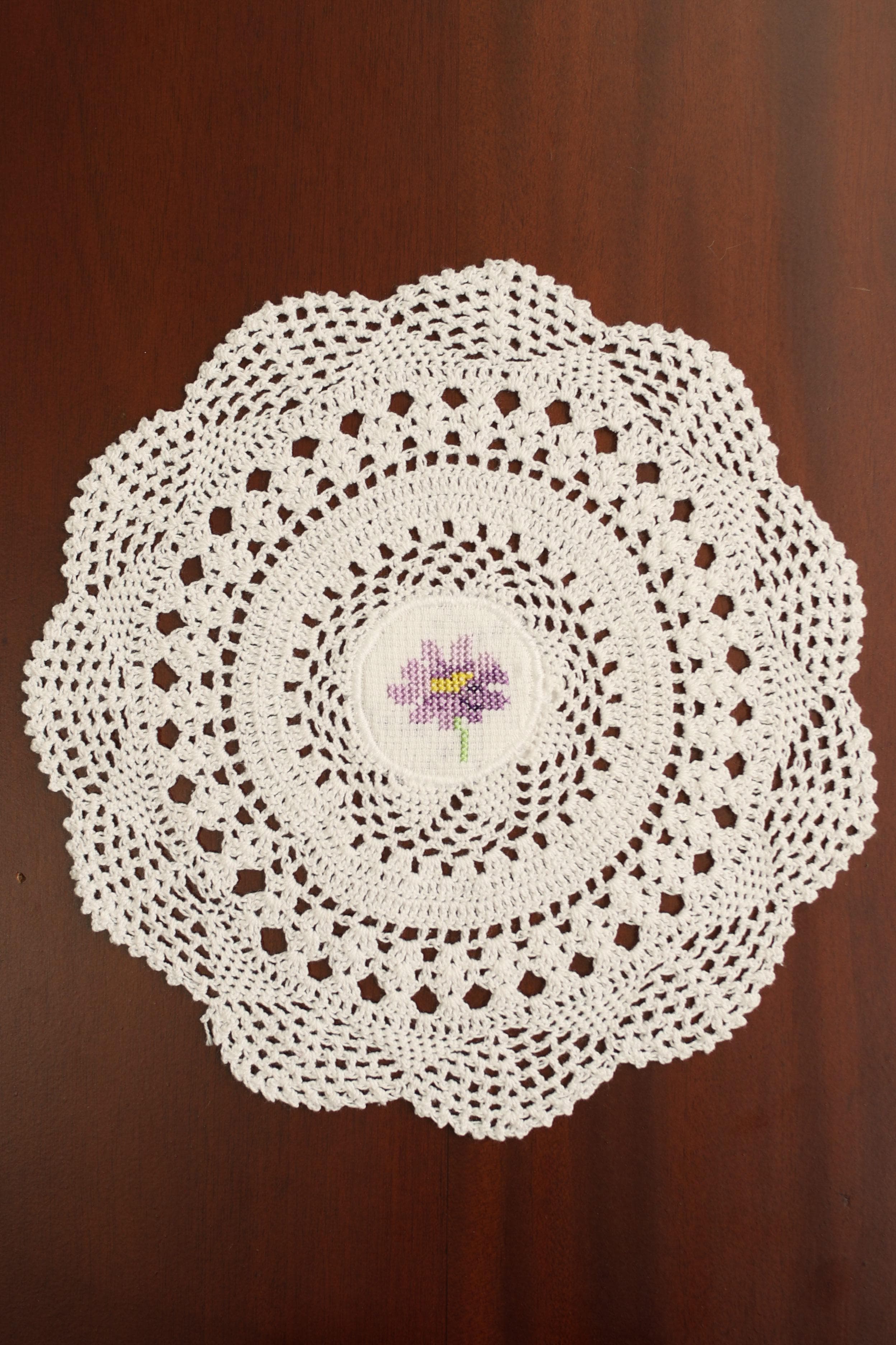 Coaster - Cross stitch Embroidery