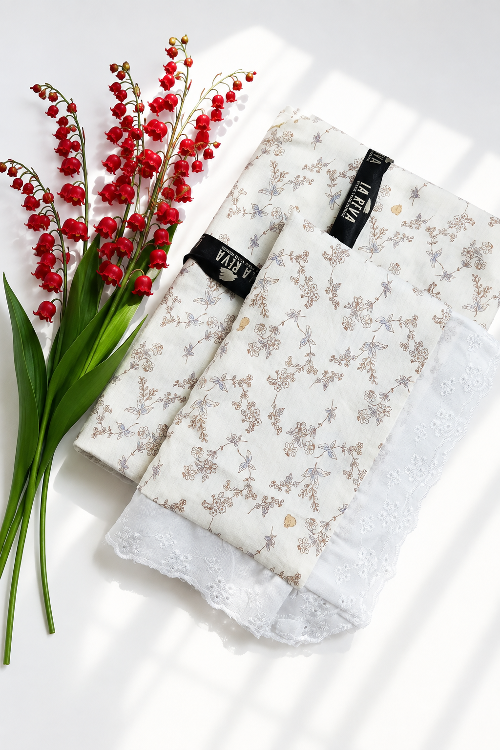 Bedsheets - King soft cotton lace bedsheets majestic