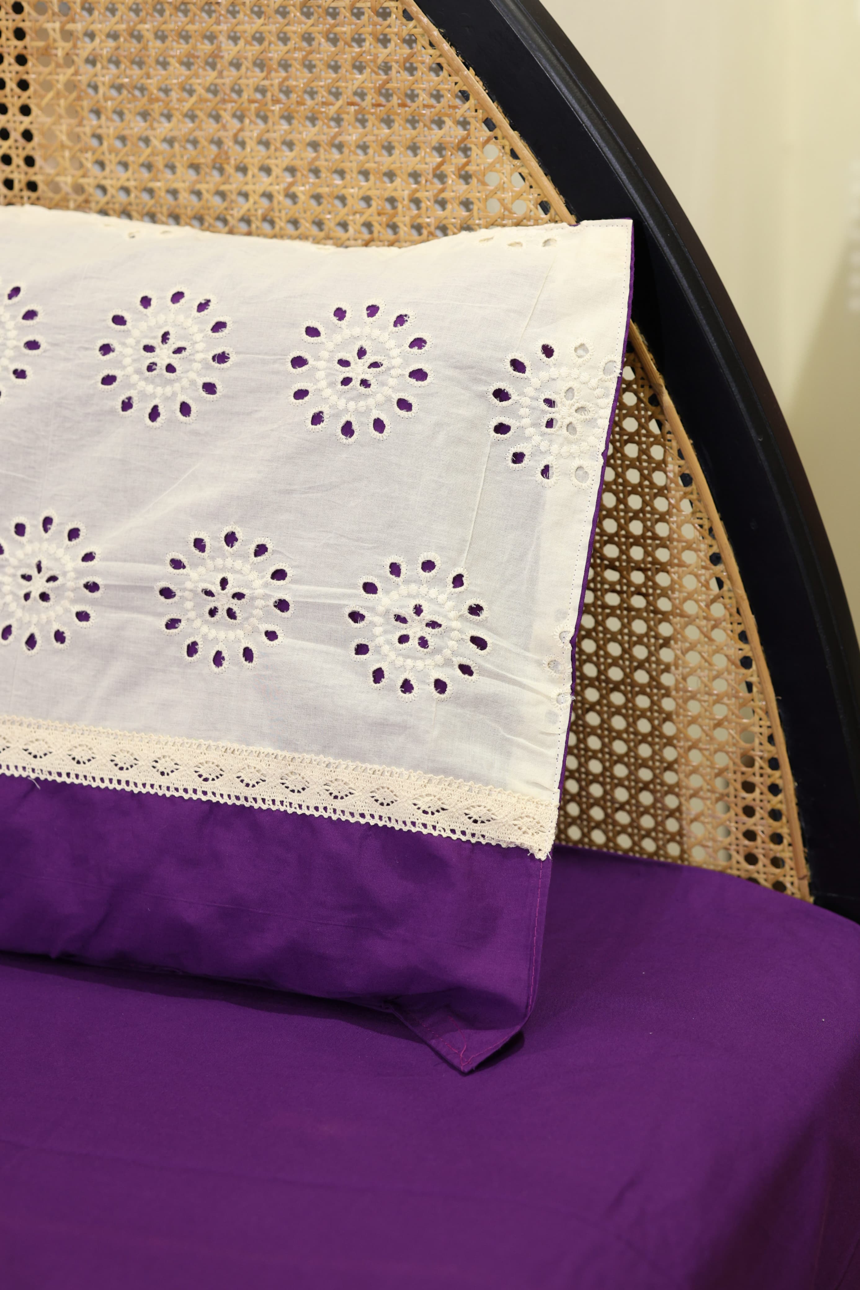 Bedsheets - Premium designer king bedsheets dd lace