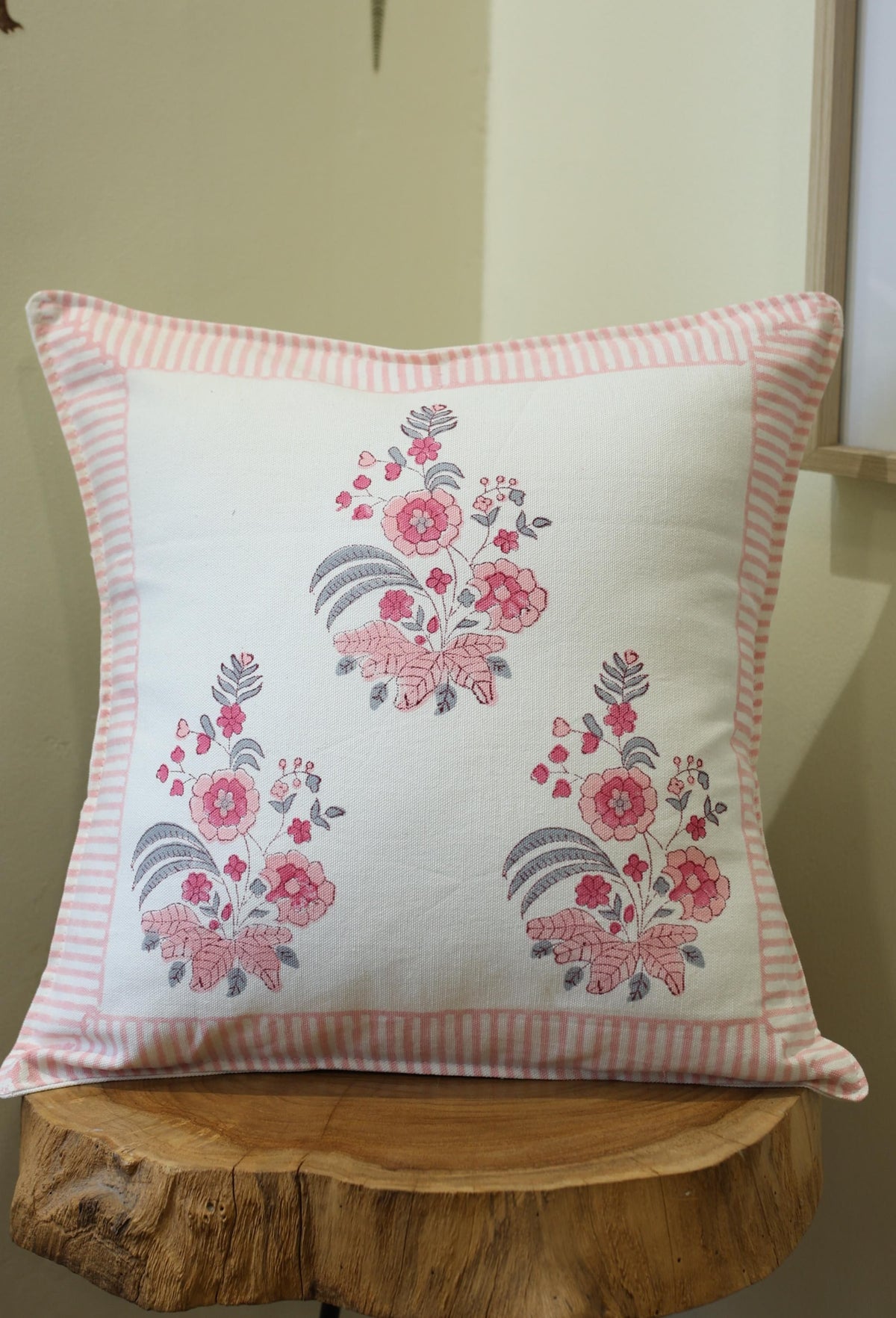Handblock cushion cover 16×16 inches