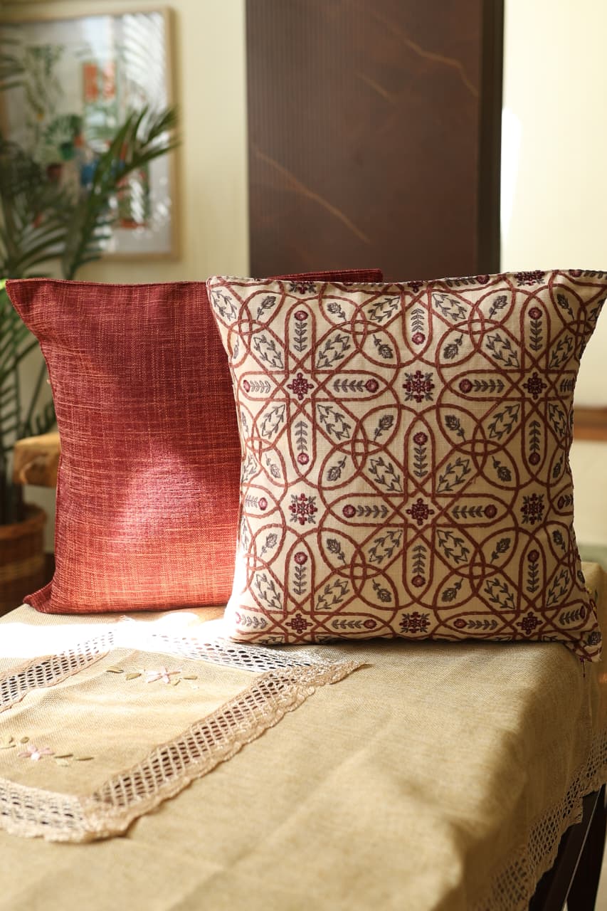 Cushion covers:Premium cushion covers prebooking