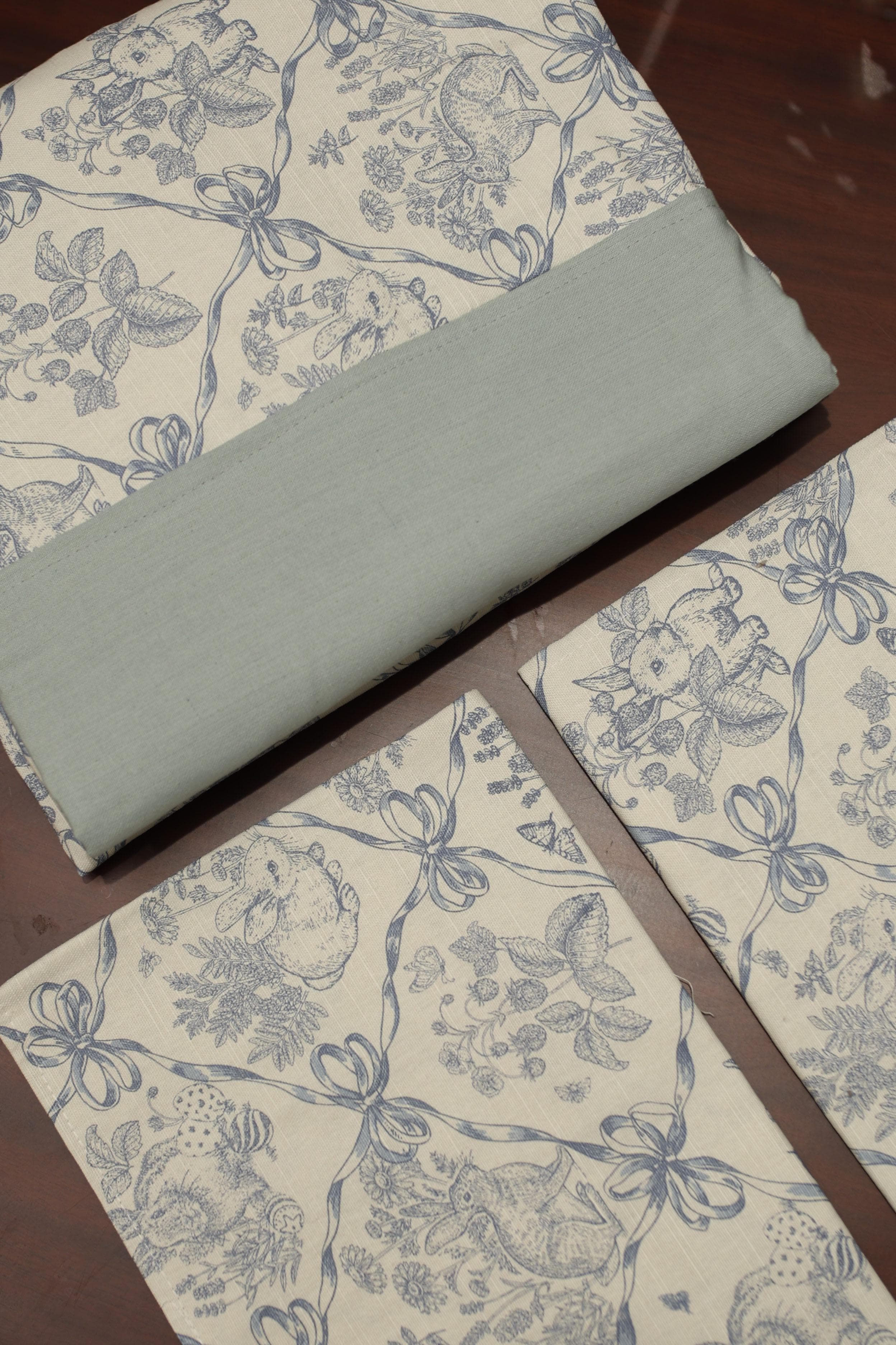 Bedsheets - King Daily use border bedsheets
