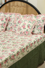 Bedsheets - Premium king floral printed lace bedsheet with cushion covers rose bud