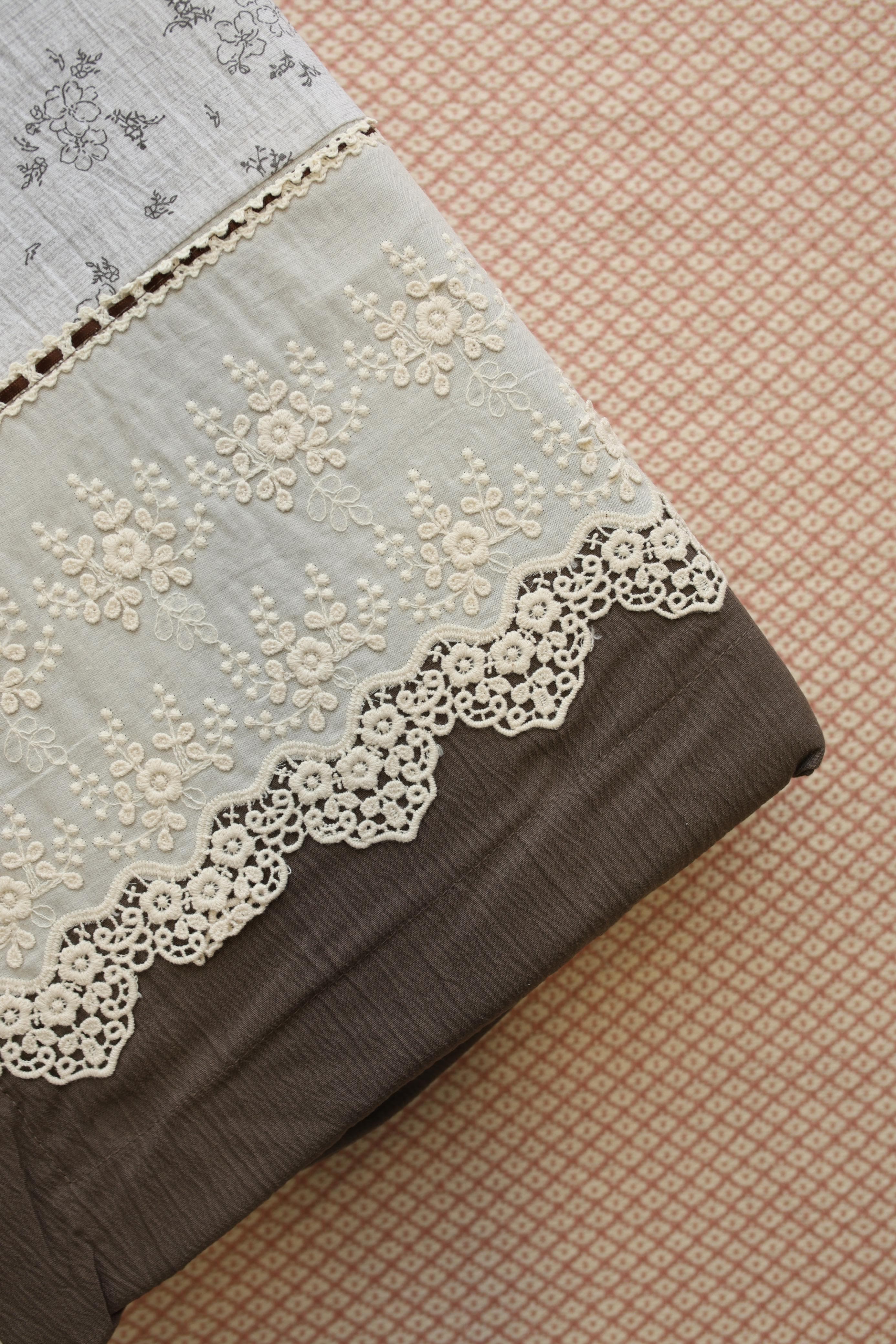 Bedsheets - Premium King soft cotton lace bedsheets majestic