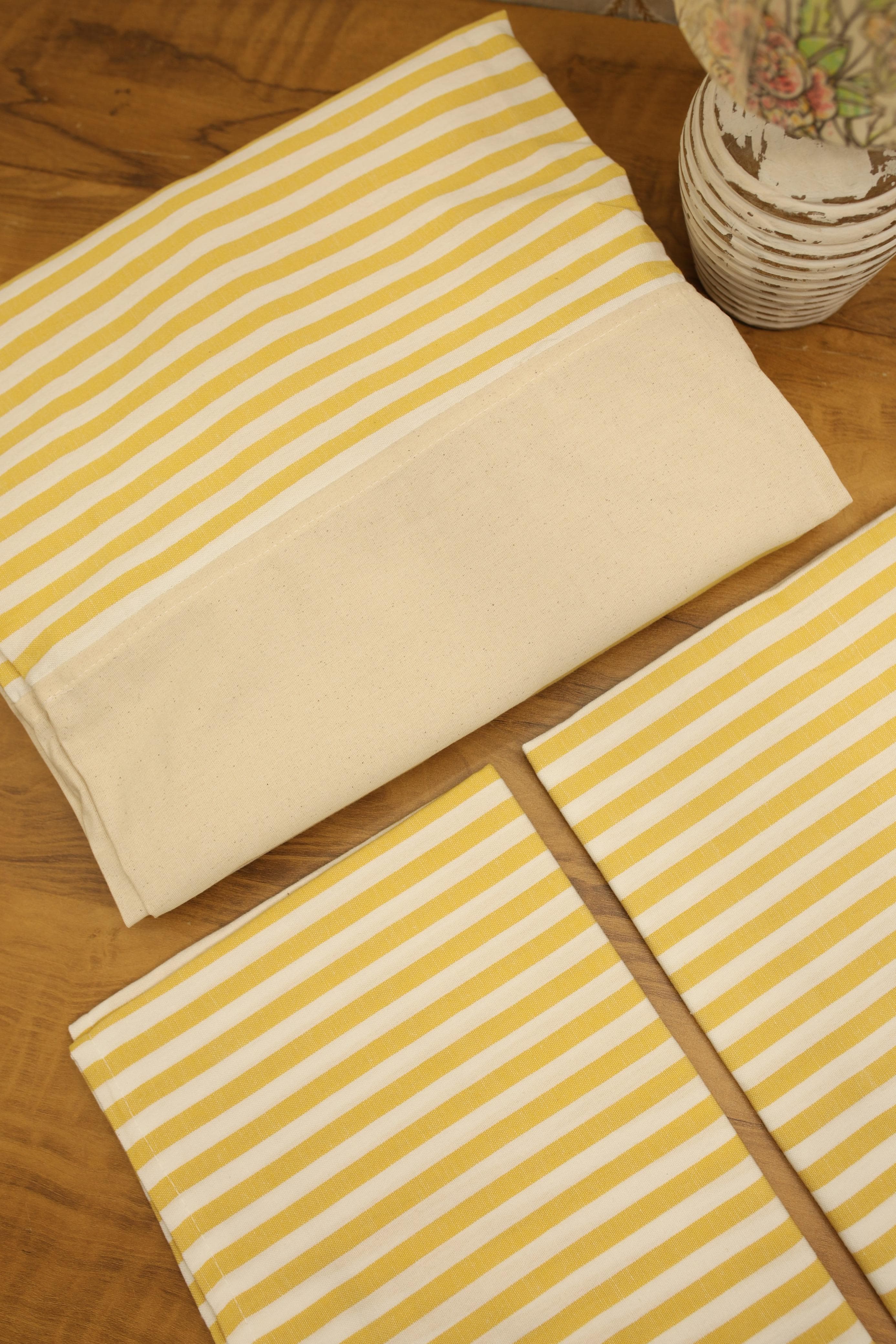 Bedsheets - King daily use border bedsheets