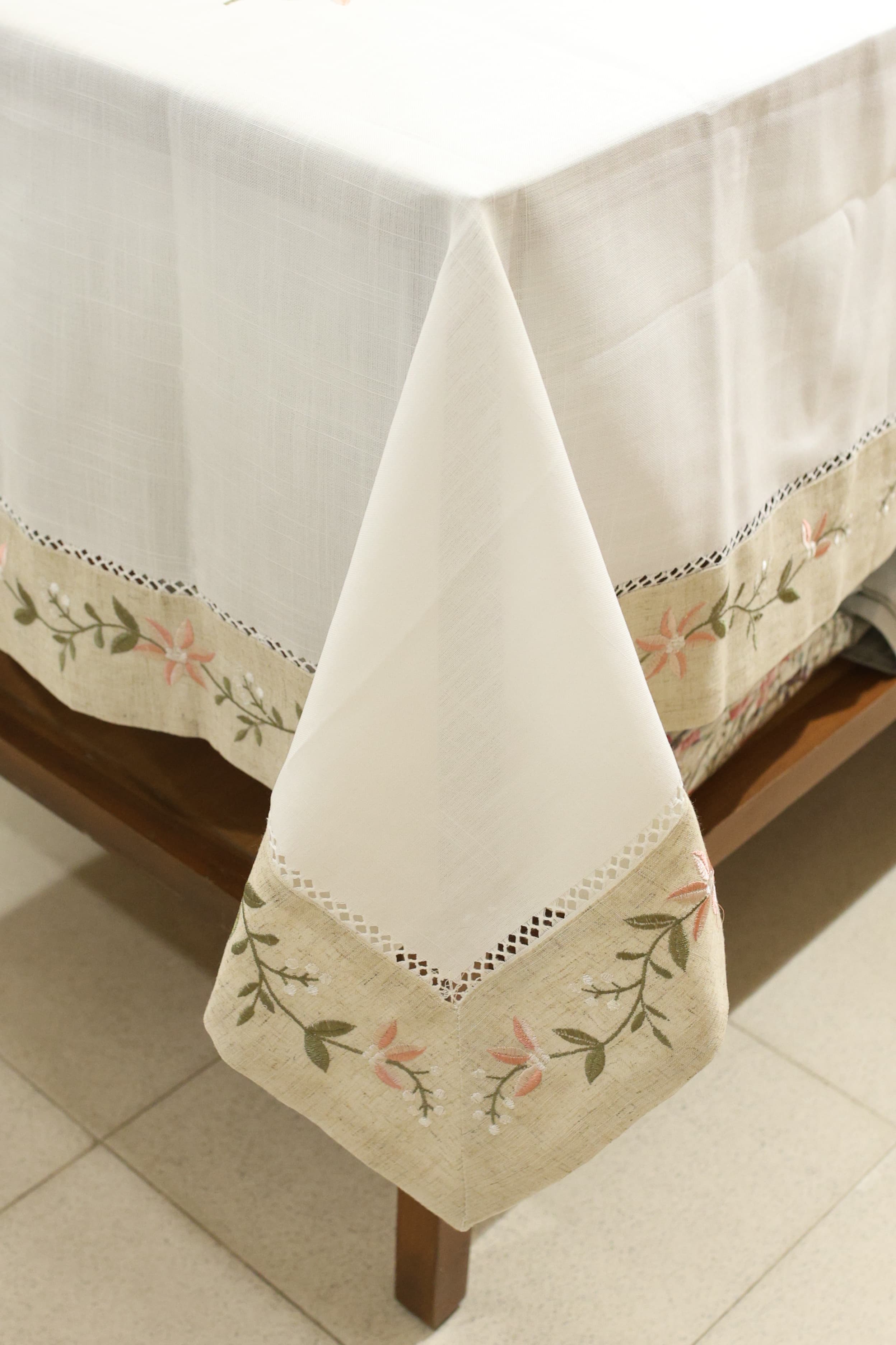 Floral Embroidery White 6 - Seater Tablecloth (60x90 Inches)