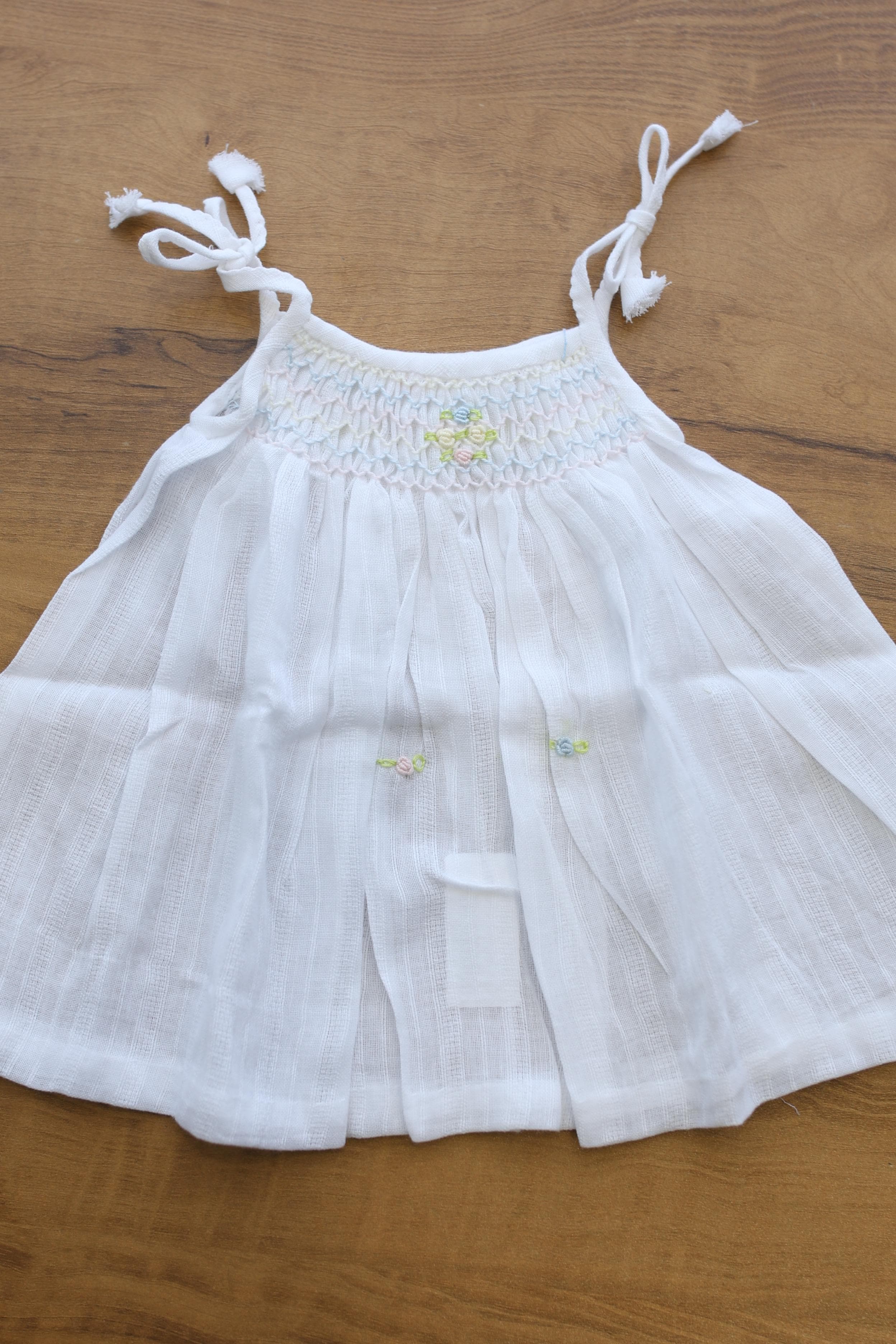 Kids smocked dress 0-3 month
