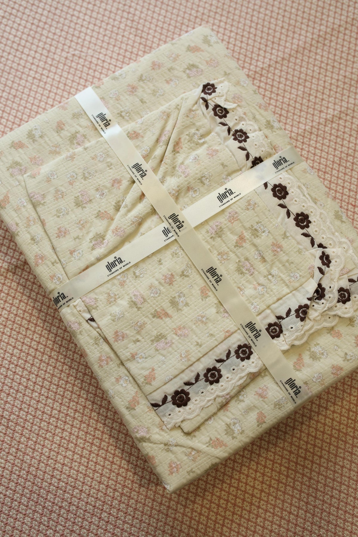 Bedsheets - Premium King soft cotton lace bedsheets majestic
