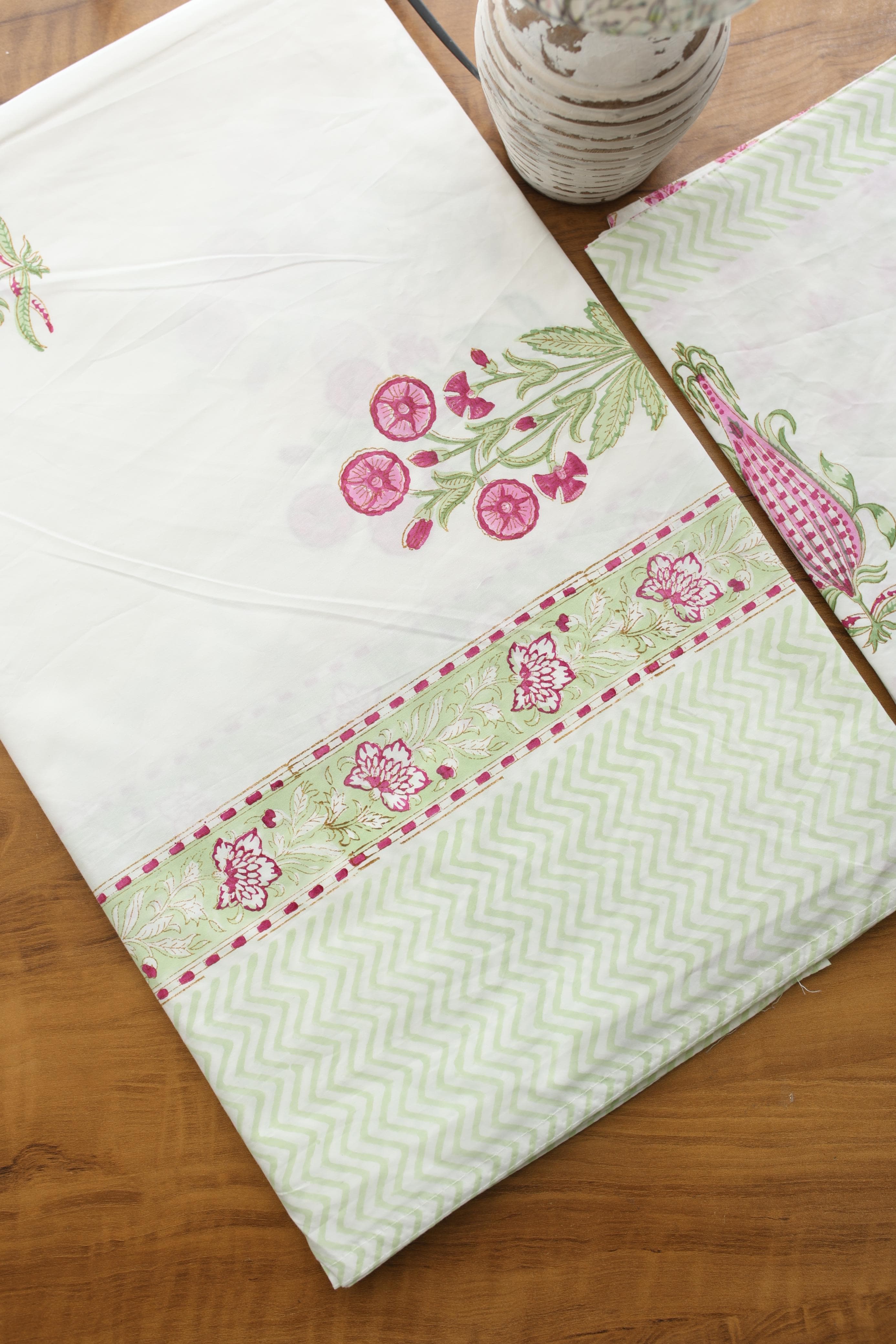 Bedsheets - Queen percale cotton handblock white lily bedsheets