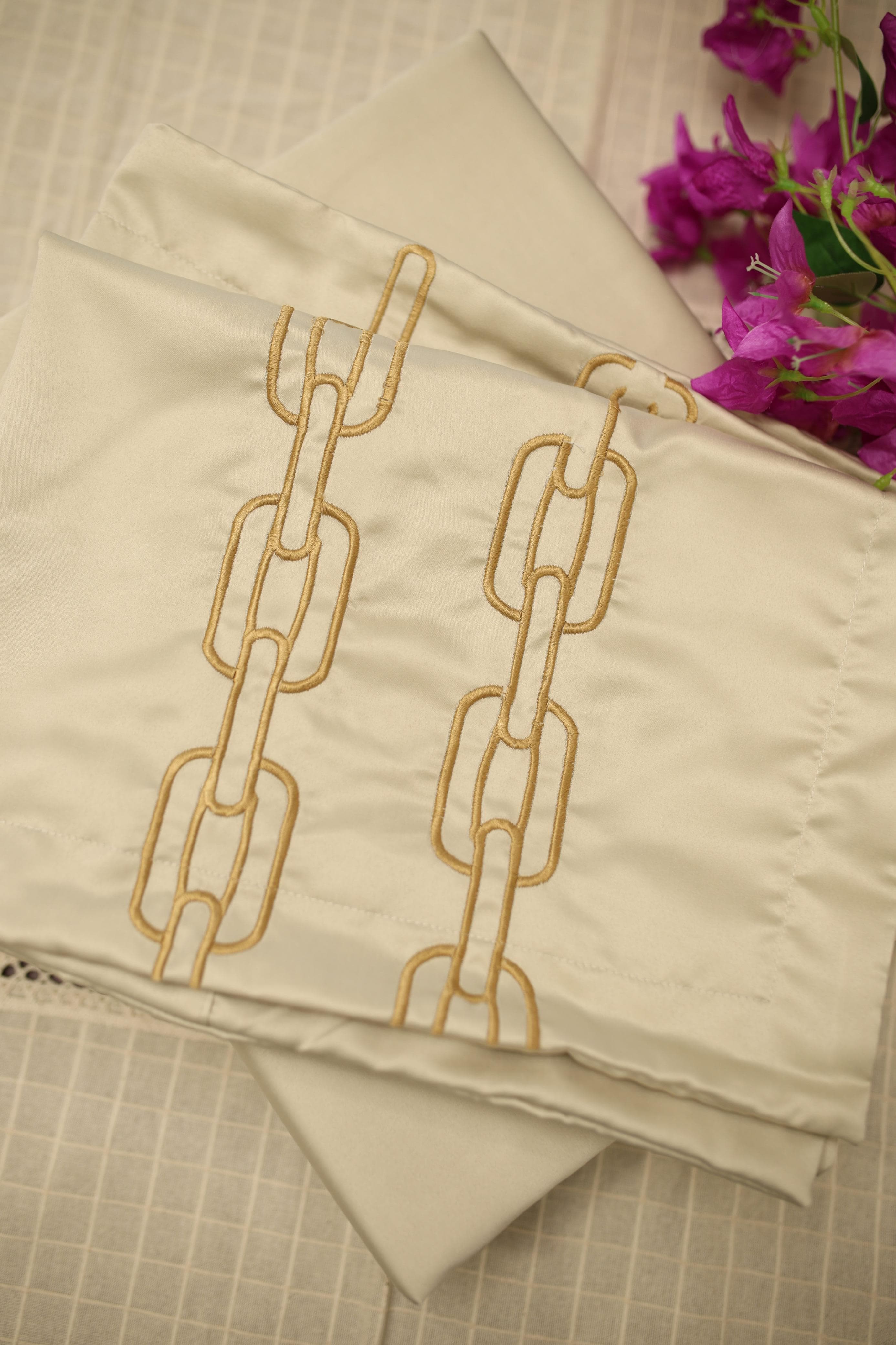 Bedsheets - Essential Queen size bedsheet