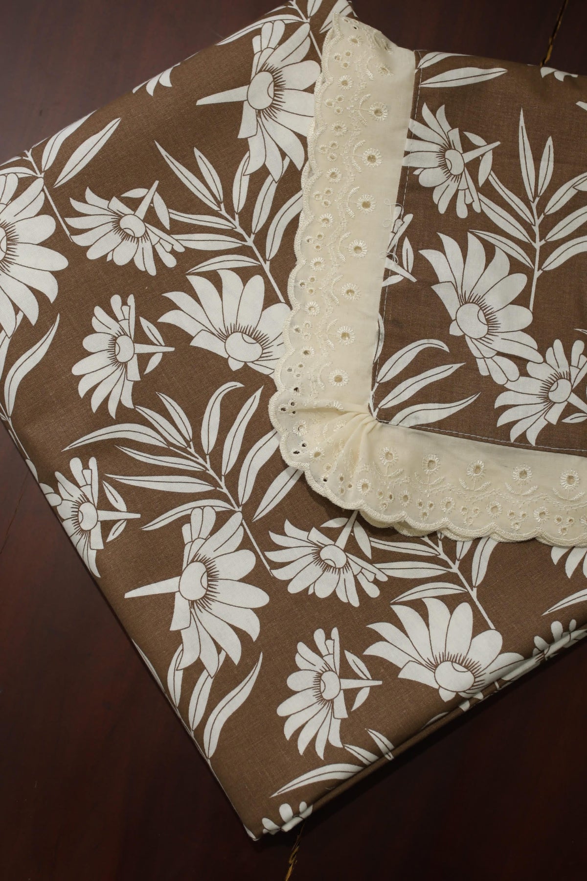 Bedsheets - Queen soft cotton lace bedsheets flora & lace