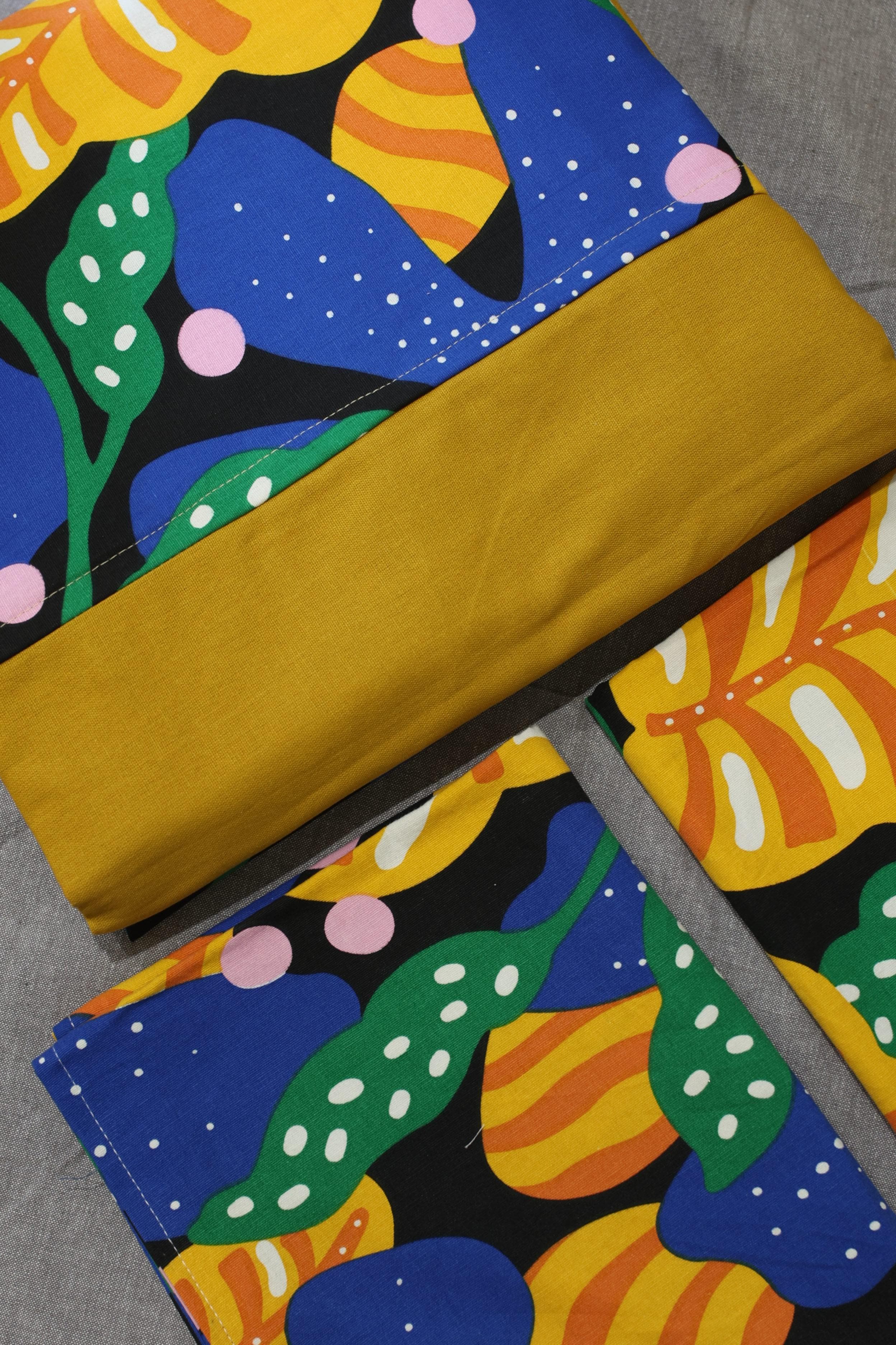 Bedsheets - King daily use border bedsheets