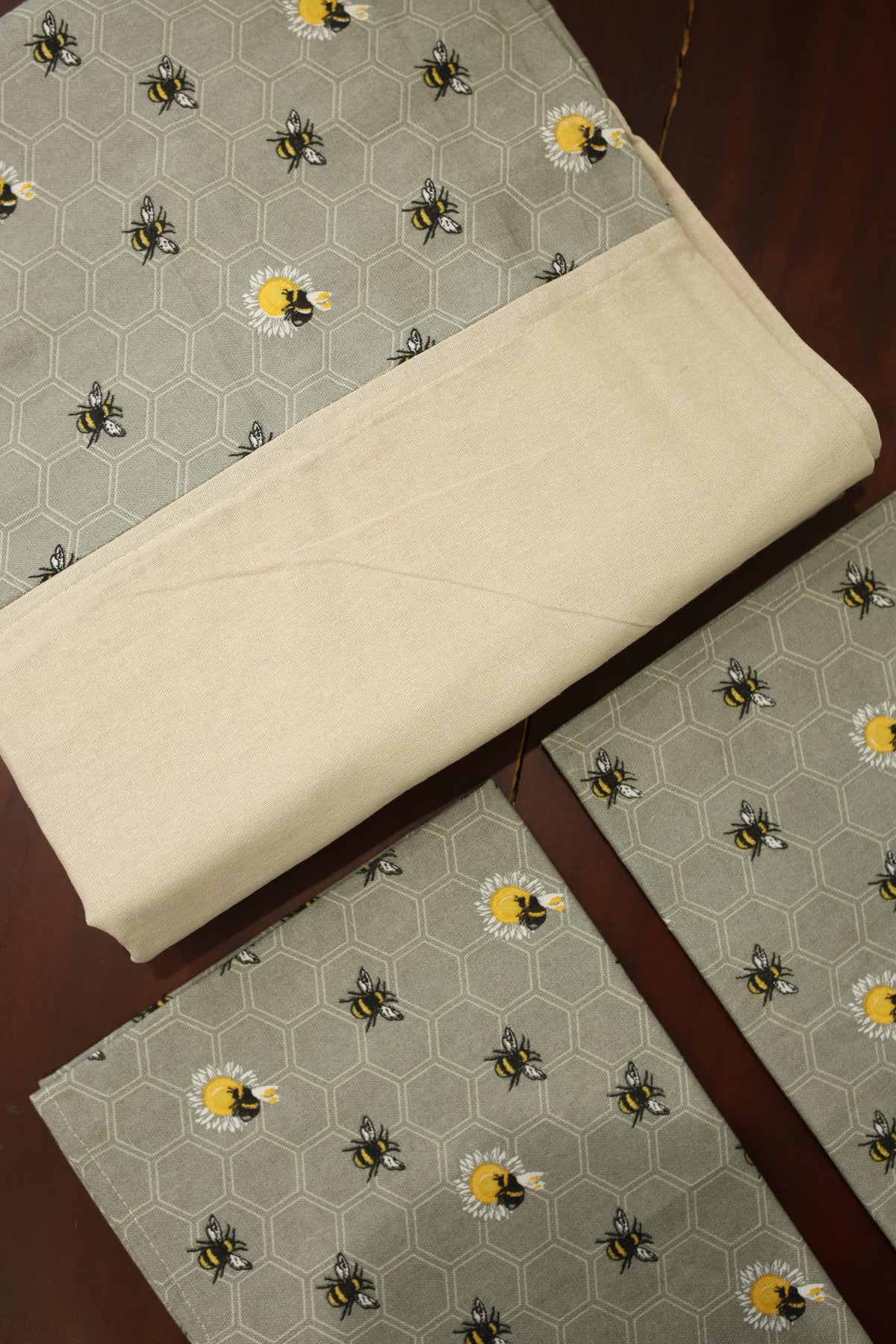 Bedsheets - King Daily use border bedsheets
