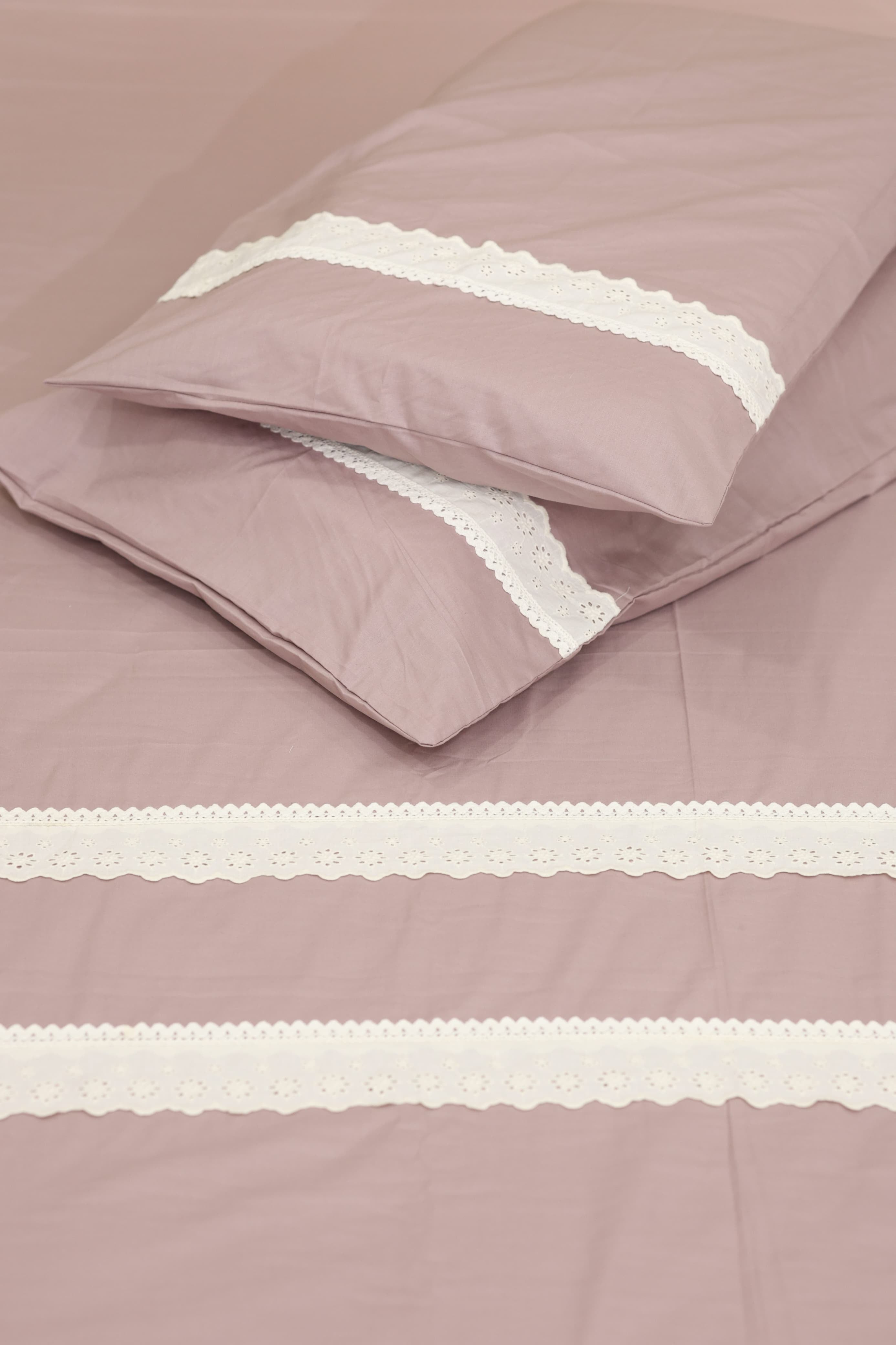 Premium Soft Cotton Lace Bedsheet Set – King Size