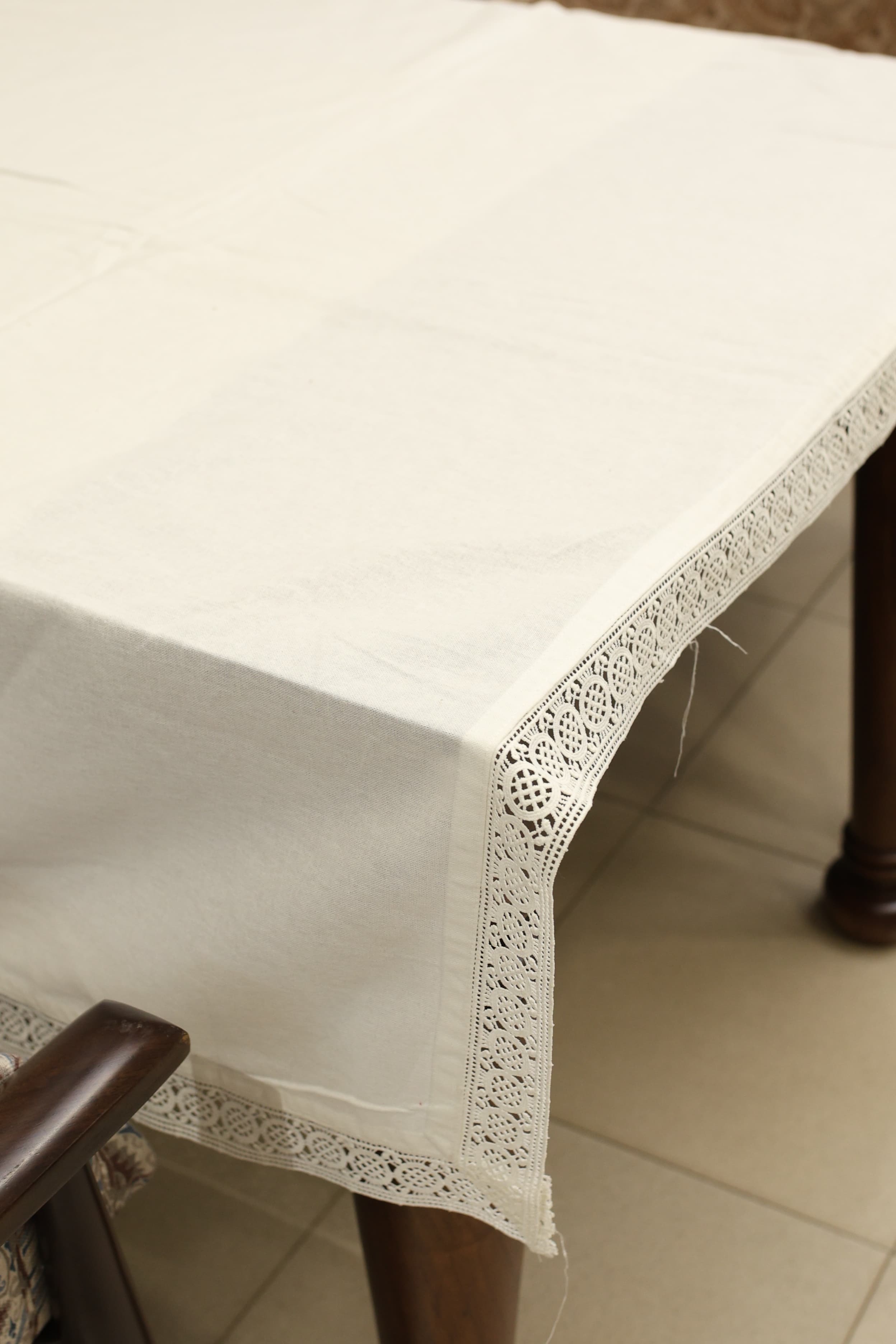 Table cloths - 6 seater Xmas edition