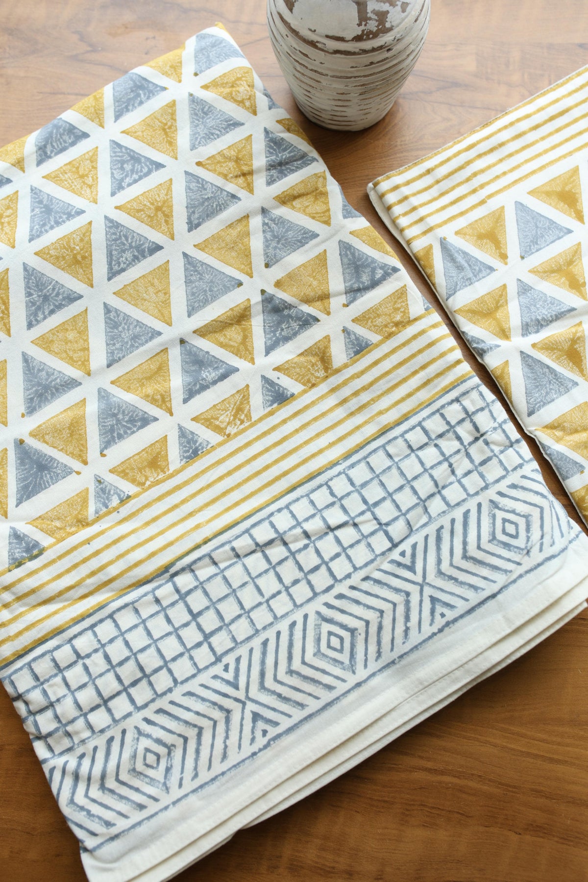 Bedsheets - Super king Mugal premium handblock cotton bedsheets