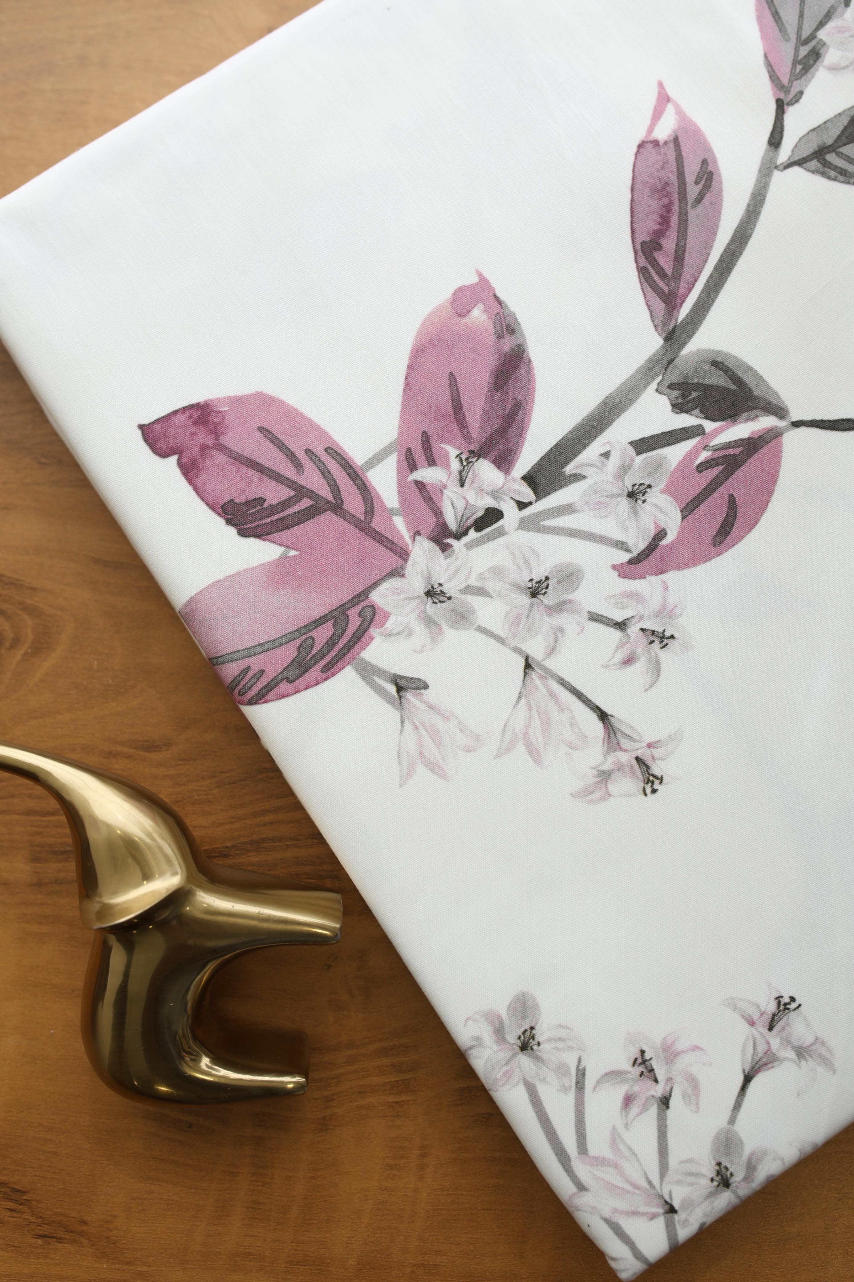 Bedsheets - King premium soft cotton bedsheet Digital Print DD   (Radiance)