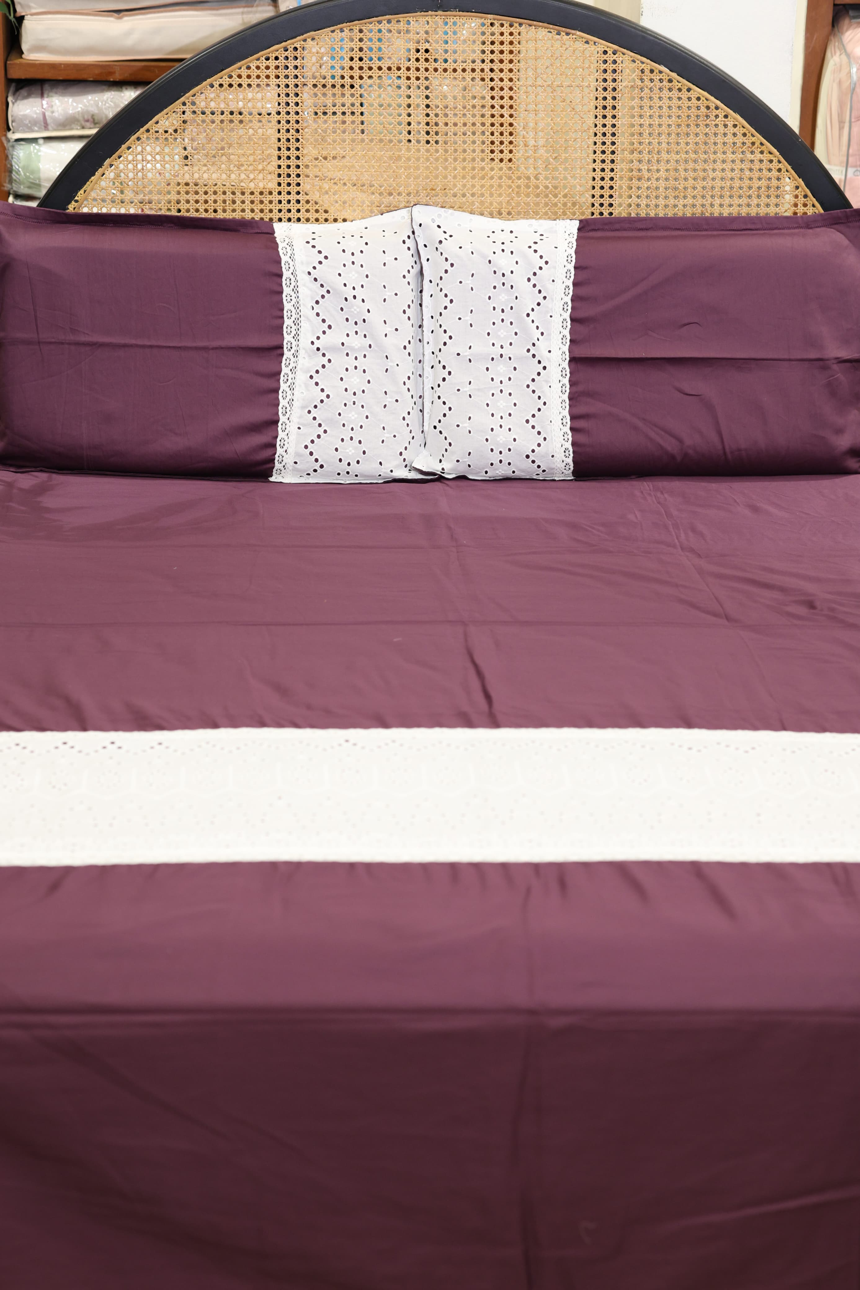 Bedsheets - Premium designer king bedsheets dd lace
