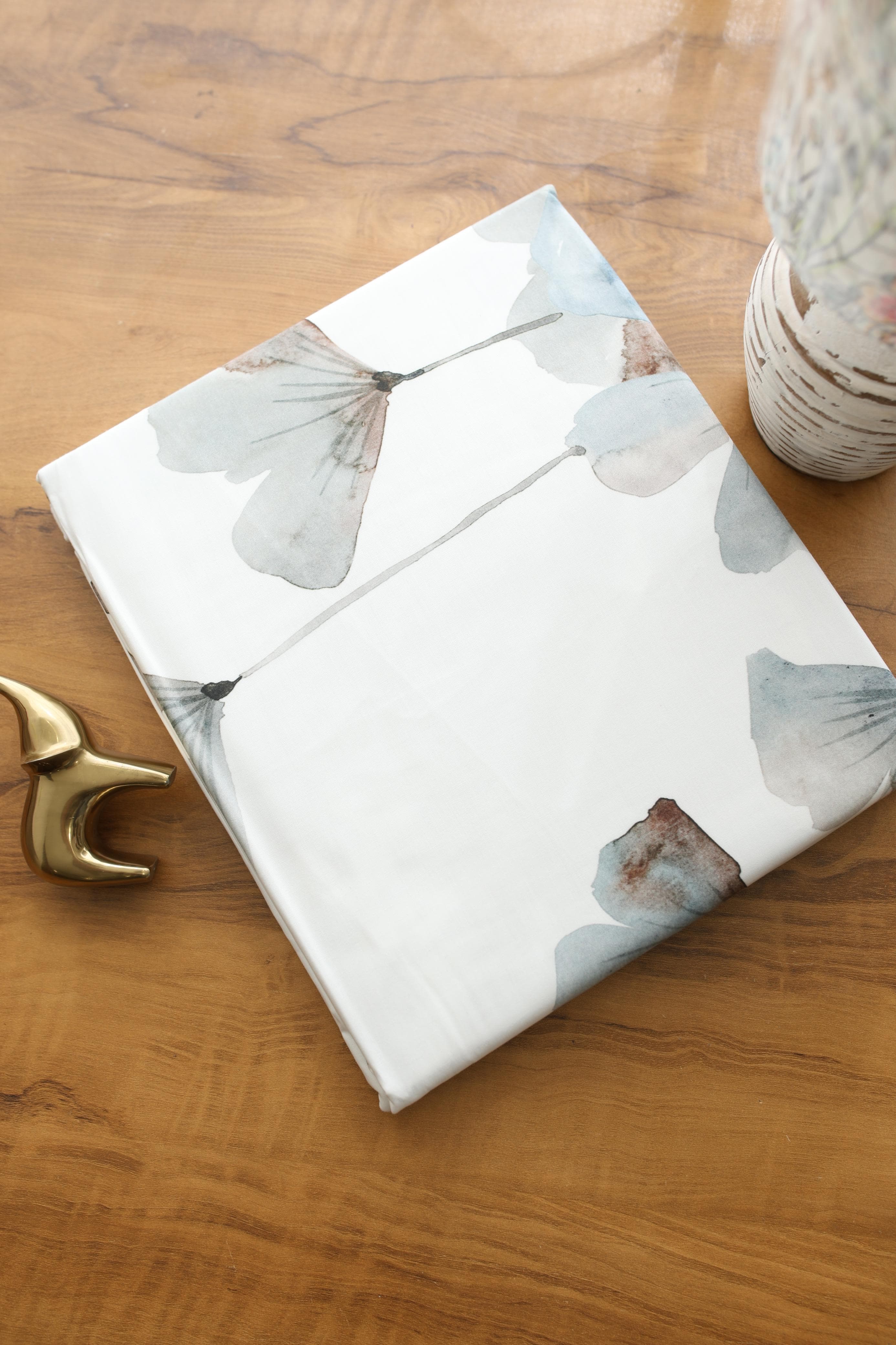Bedsheets - King premium soft cotton bedsheet Digital Print DD   (Radiance)