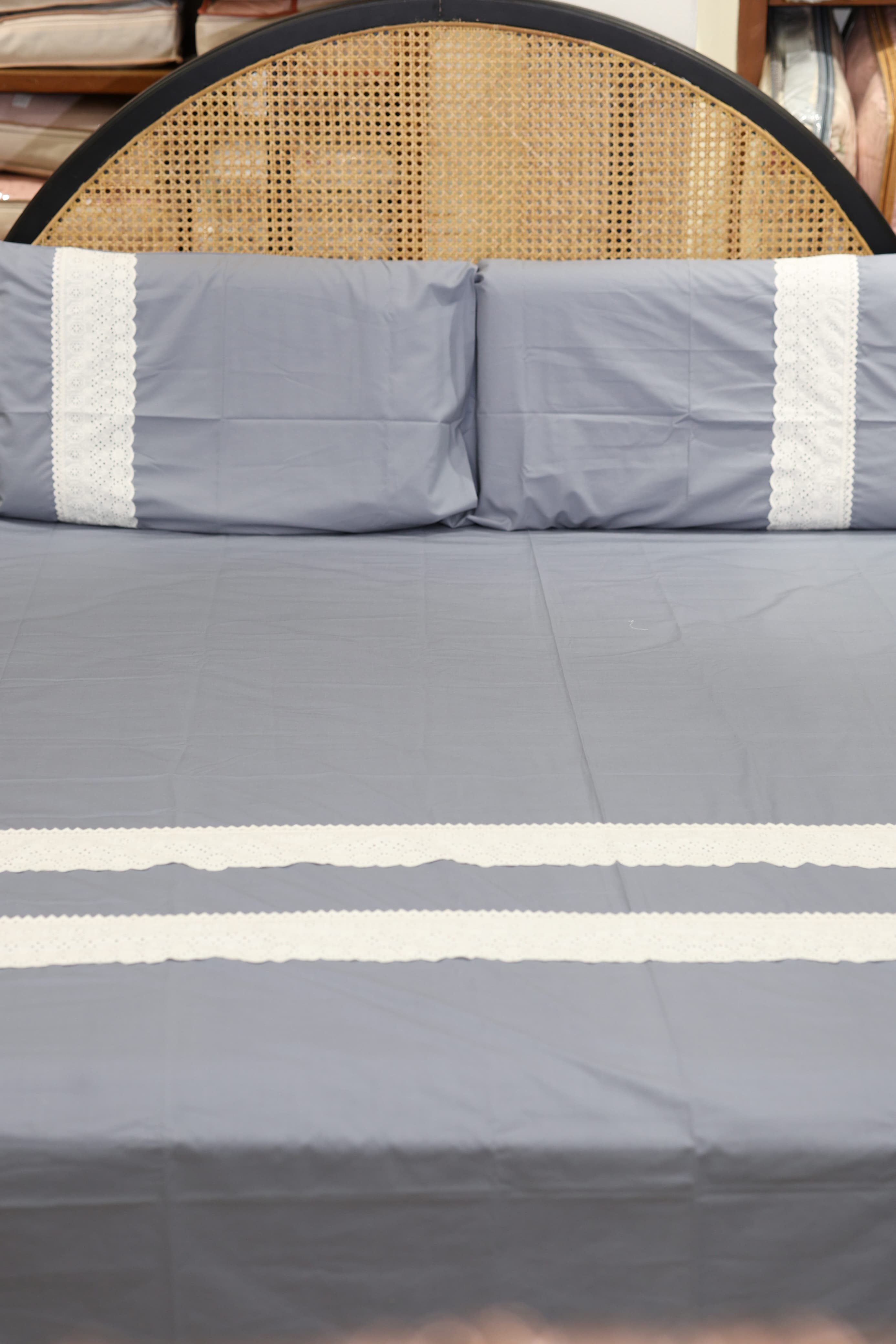 Premium Soft Cotton Lace Bedsheet Set – King Size