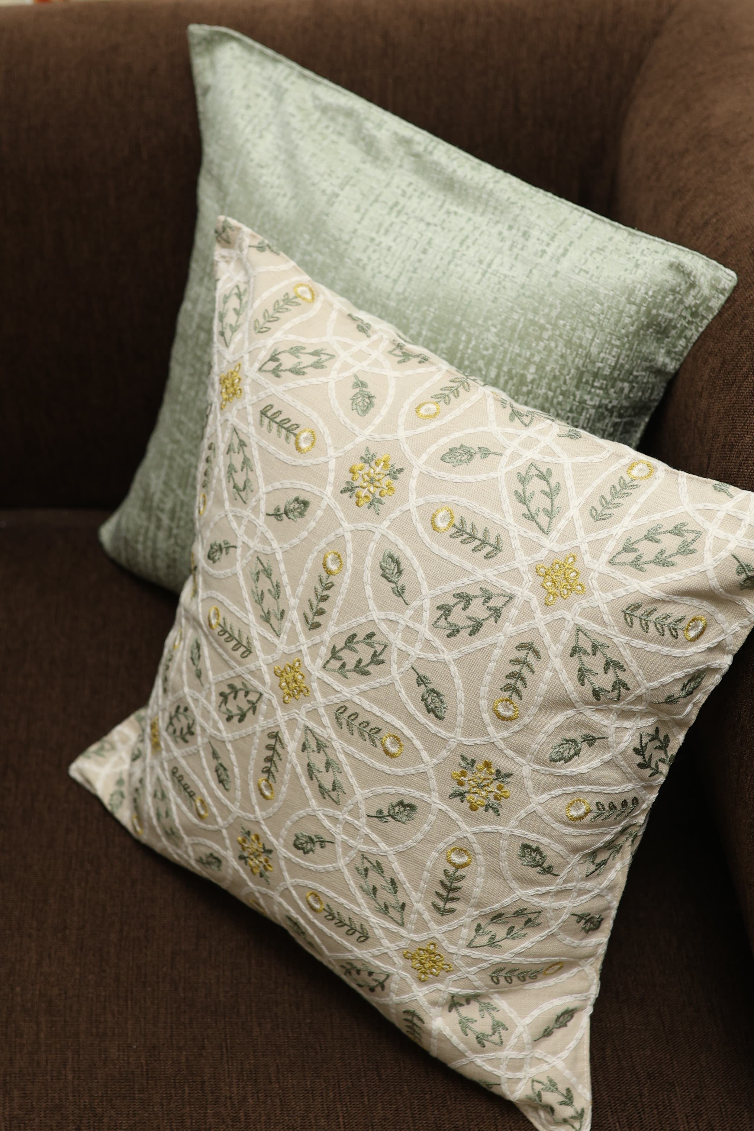 Cushion covers:Premium cushion covers prebooking