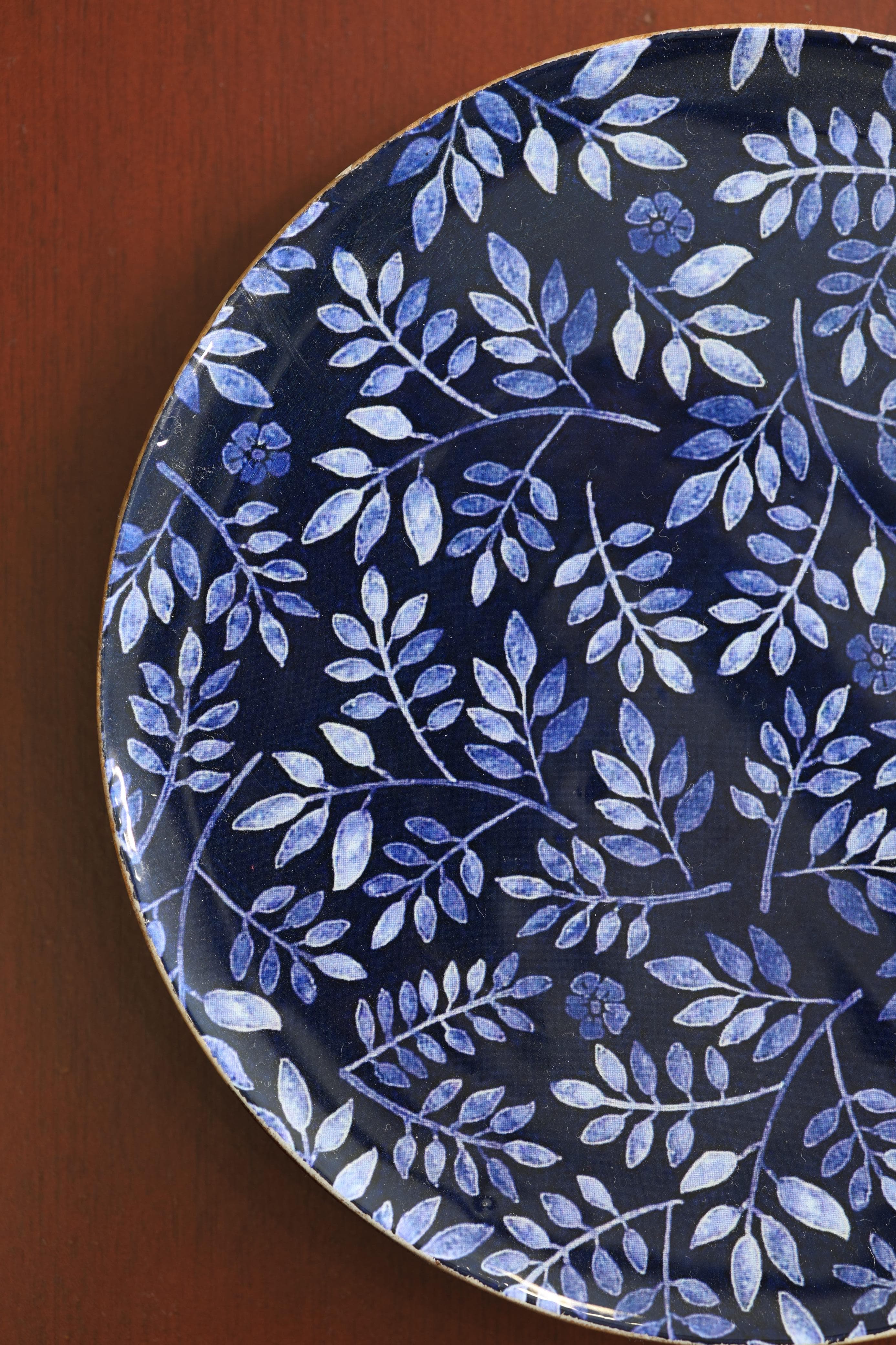 Serving plate / tray