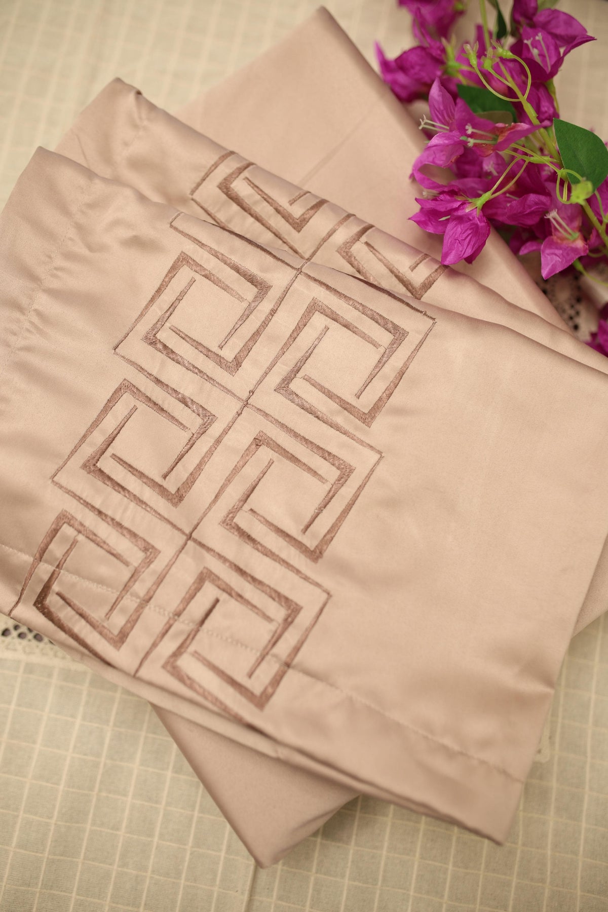 Bedsheets - Essential Queen size bedsheet