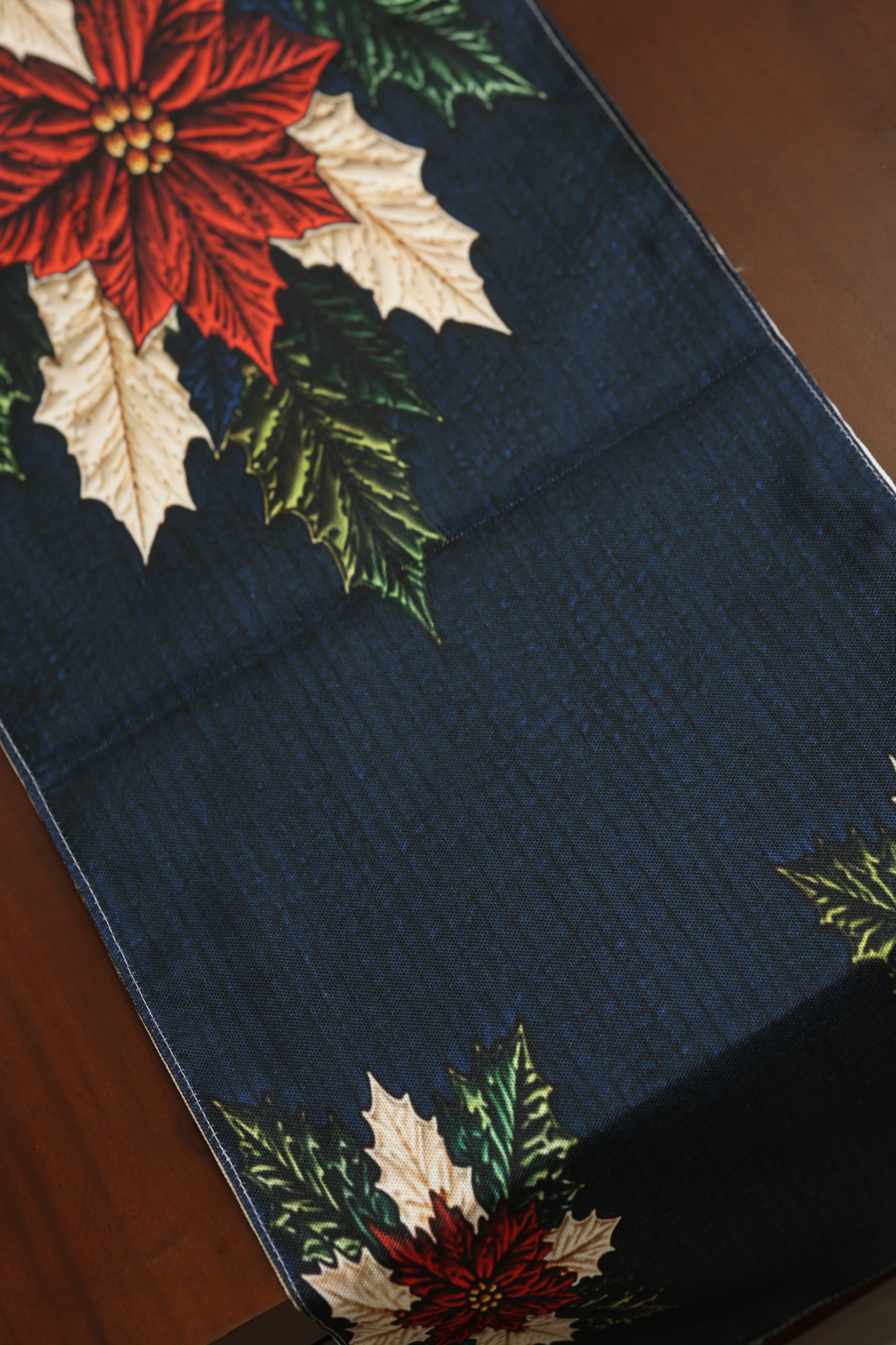 Table Runner - 6 Seater Xmas edition
