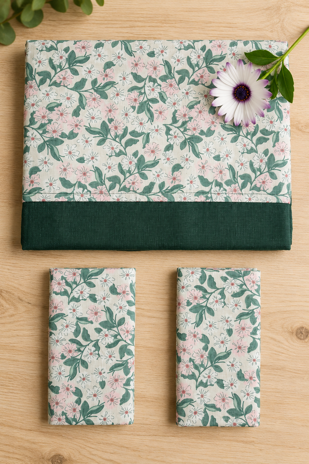 Bedsheets-Queen daily use border bedsheets