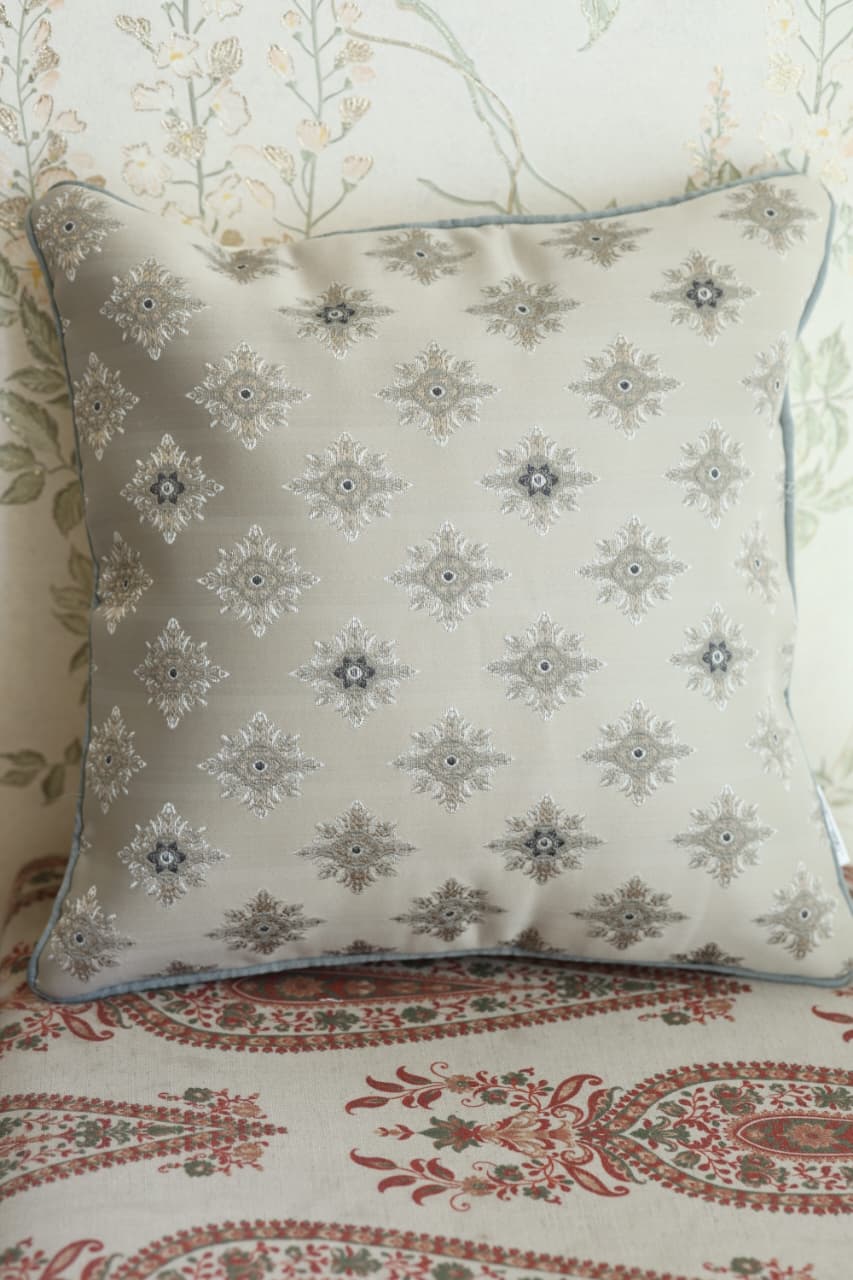 Cushion covers : Heritage Tapestry Collection