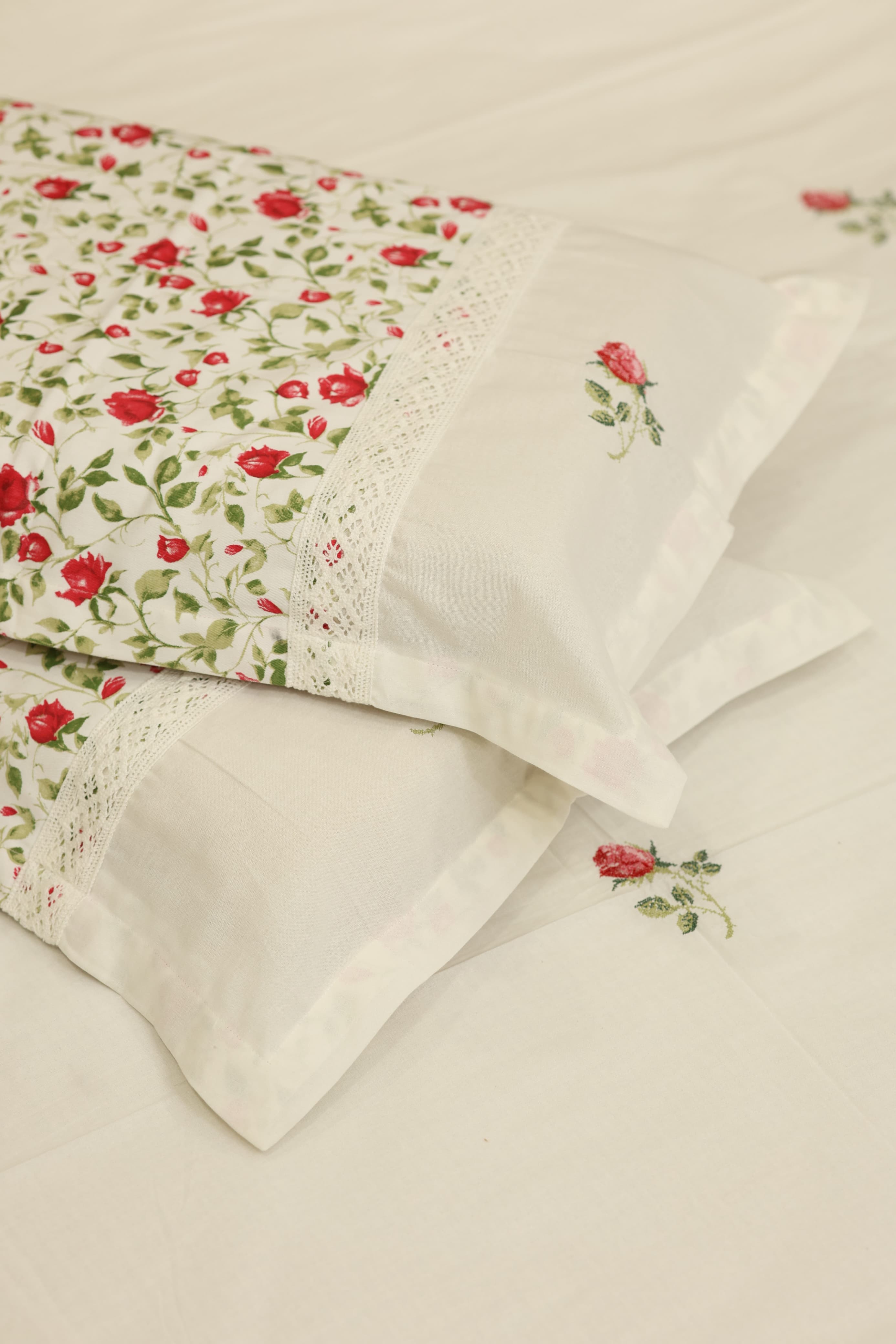 Premium Cross stitch Embroidery Cotton King Size Bedspread Set Cottage collections 1