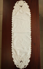 Table runners-Cut work