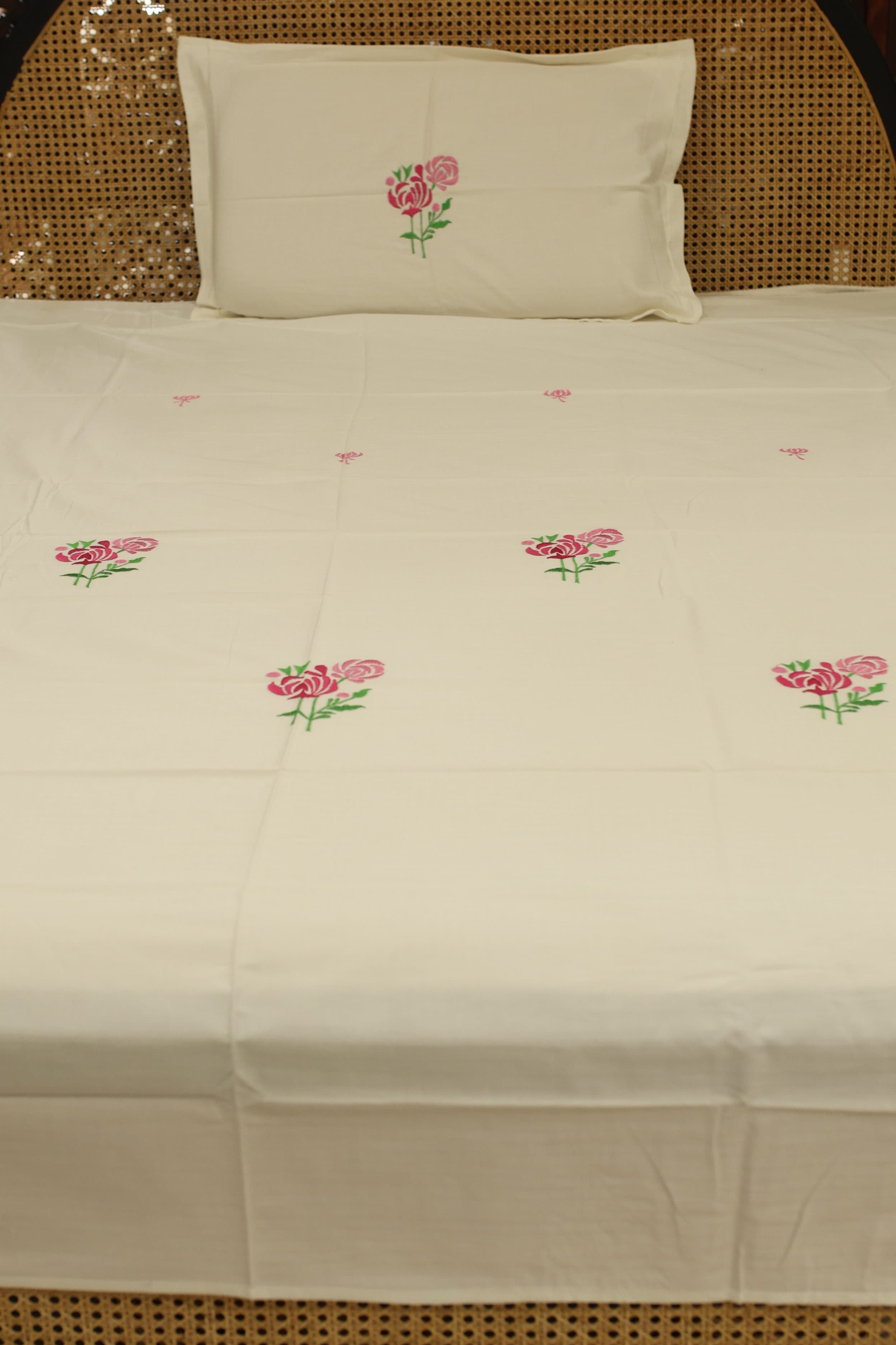 Bedsheets - single premium machine embroidery White bedsheets