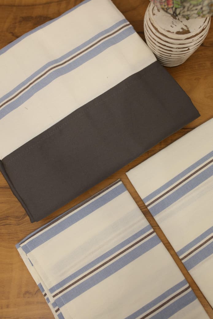 Bedsheets - King daily use border bedsheets