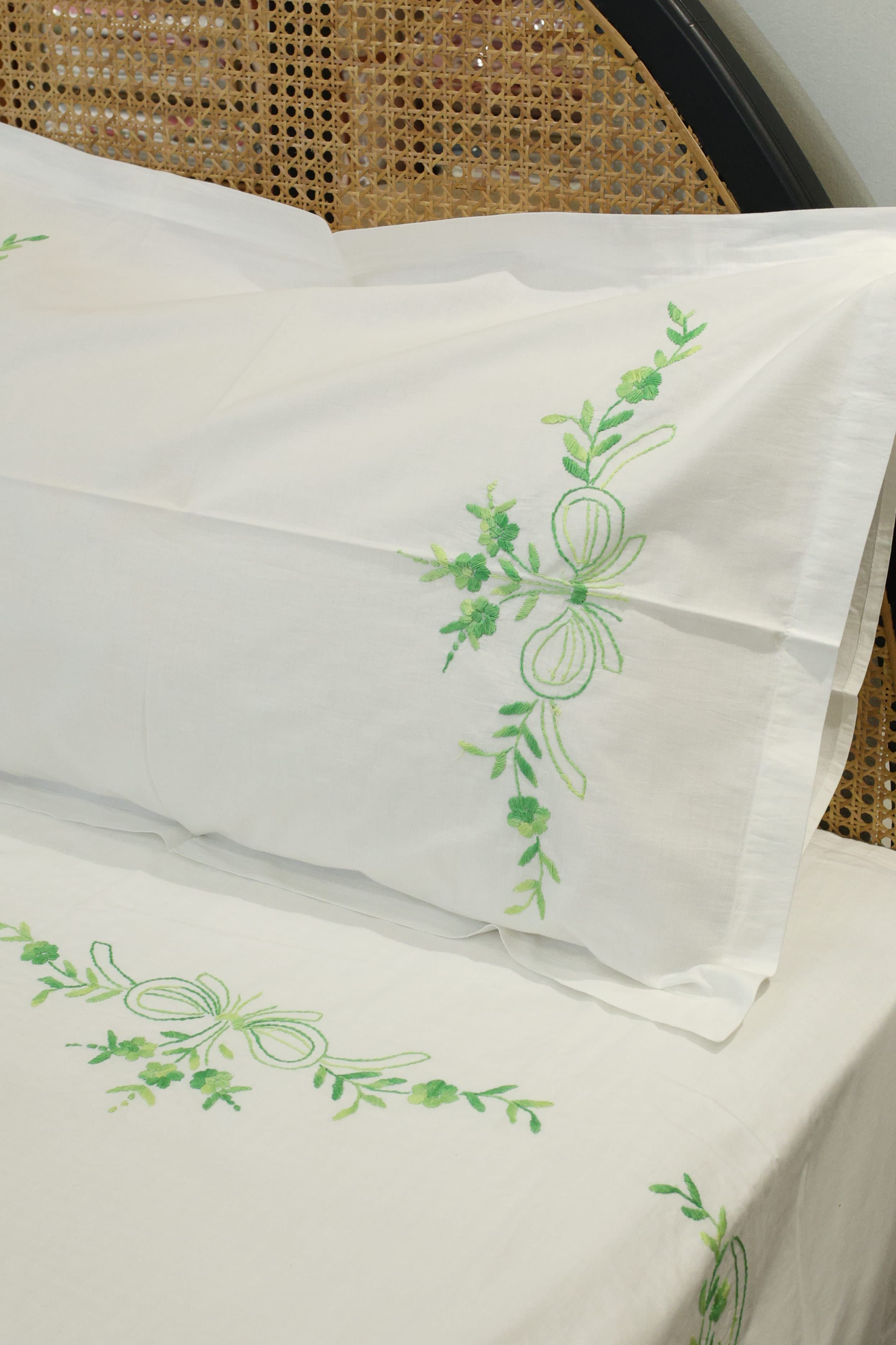 Premium Hand Embroidery Cotton King Size Bedsheet Set with 2 Pillow Covers HEK