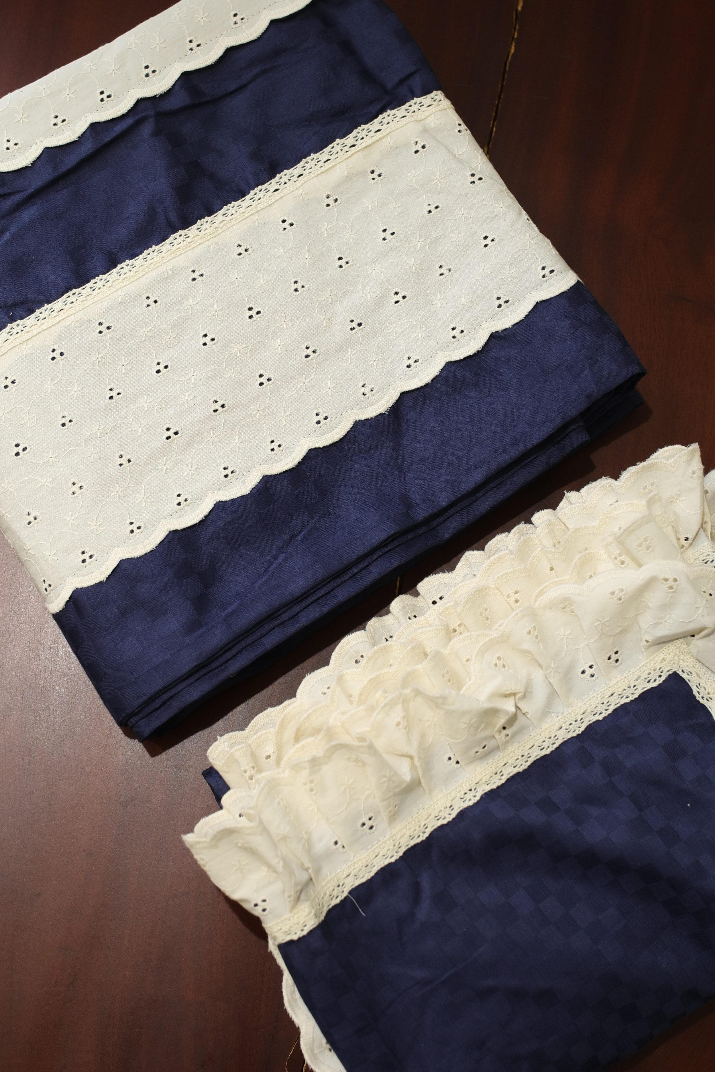 Bedsheets - Premium designer king Ruffle Bedsheets dd lace