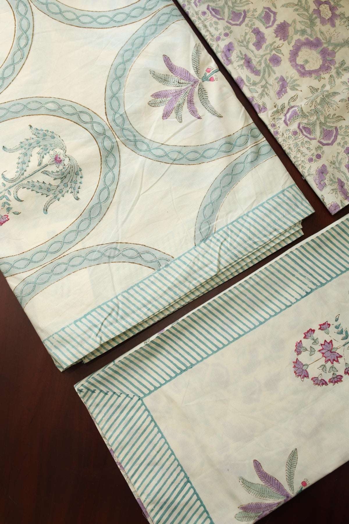 Bedsheets - King percale cotton handblock white lily  bedsheets