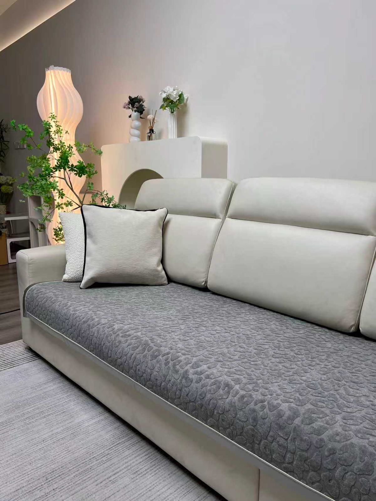 Sofa protector ( meter per) description