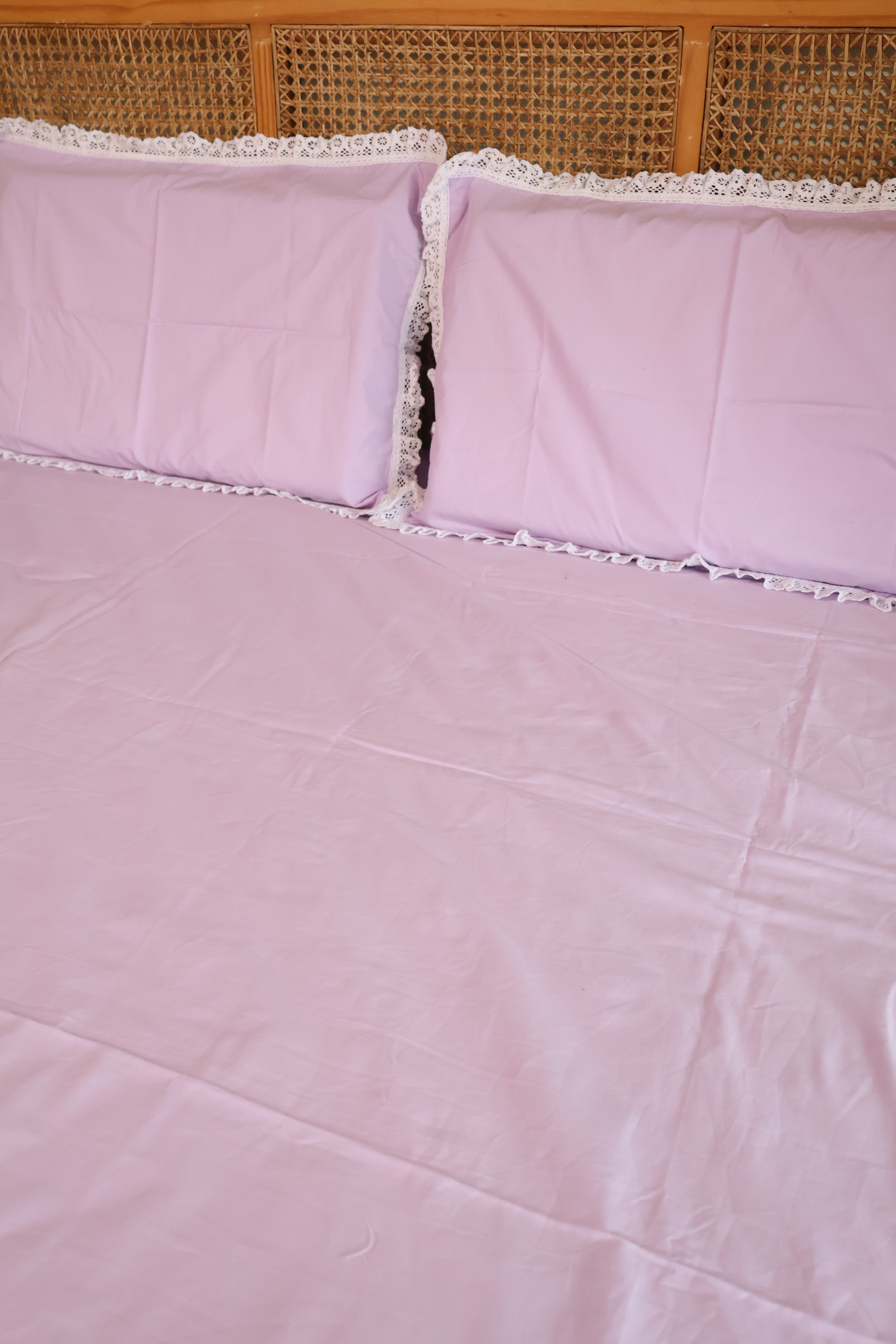 Bedsheets - Premium designer king bedsheets dd lace