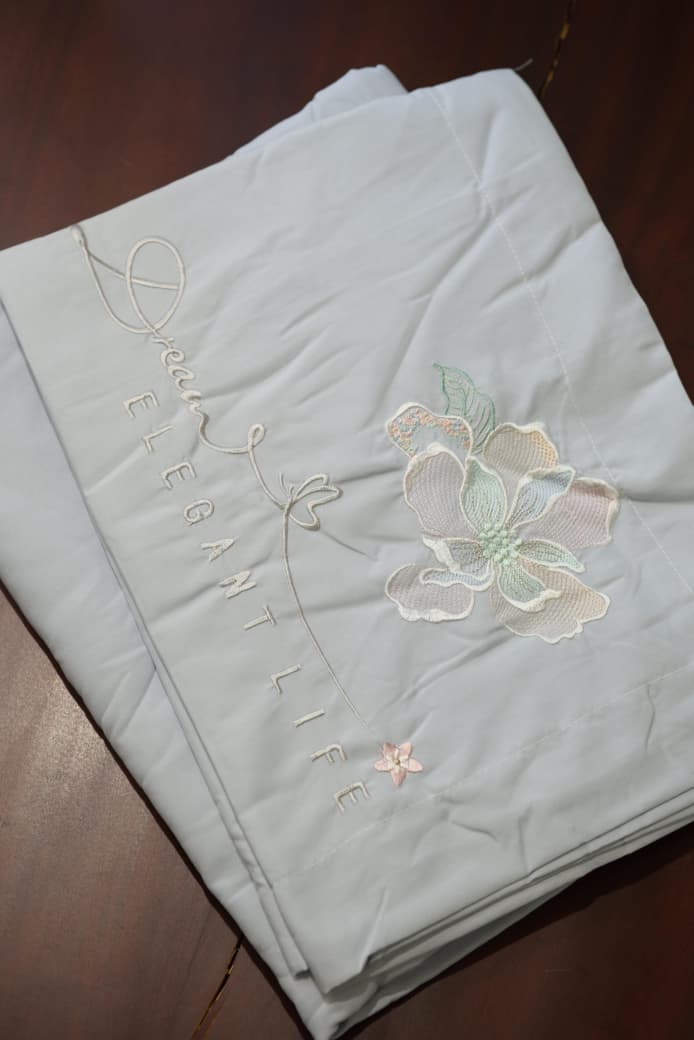 Bedsheet - Elegant King Bedsheets