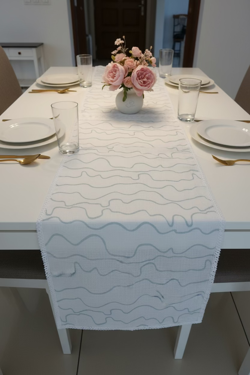 Table runners-8 seater