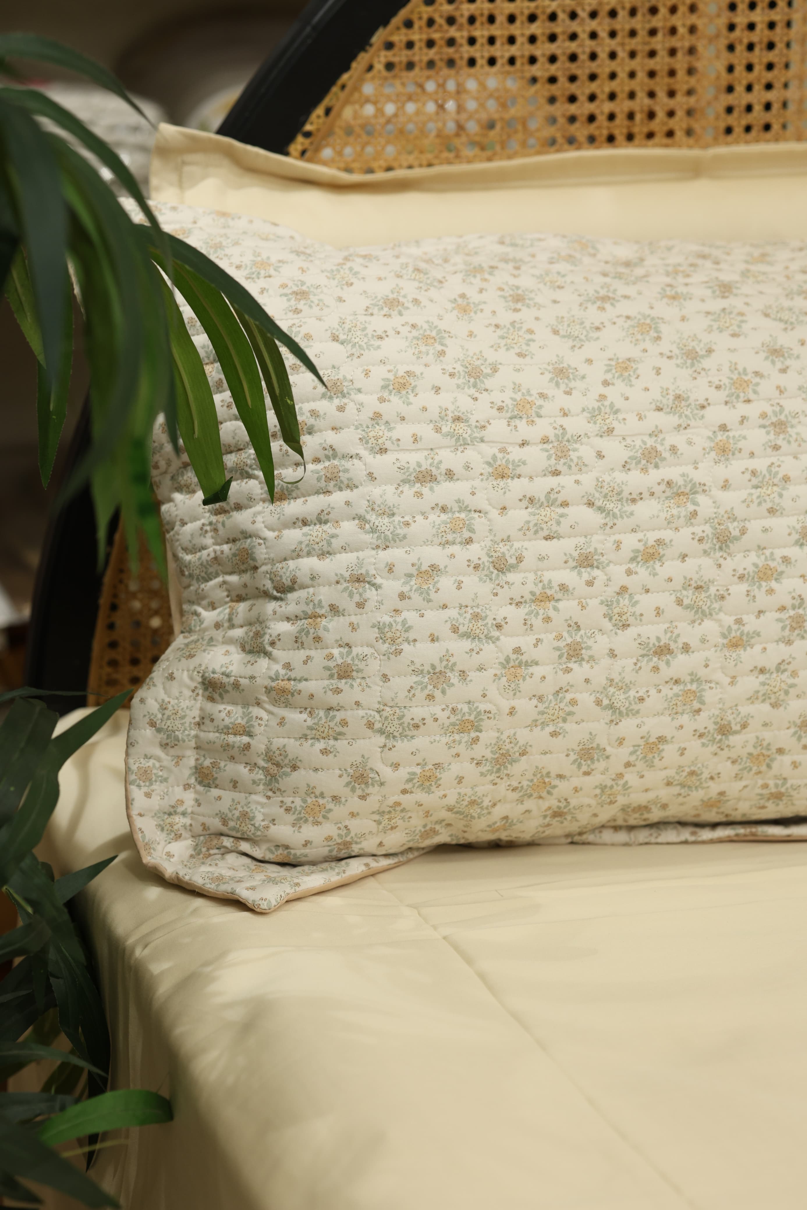 Premium bedcover